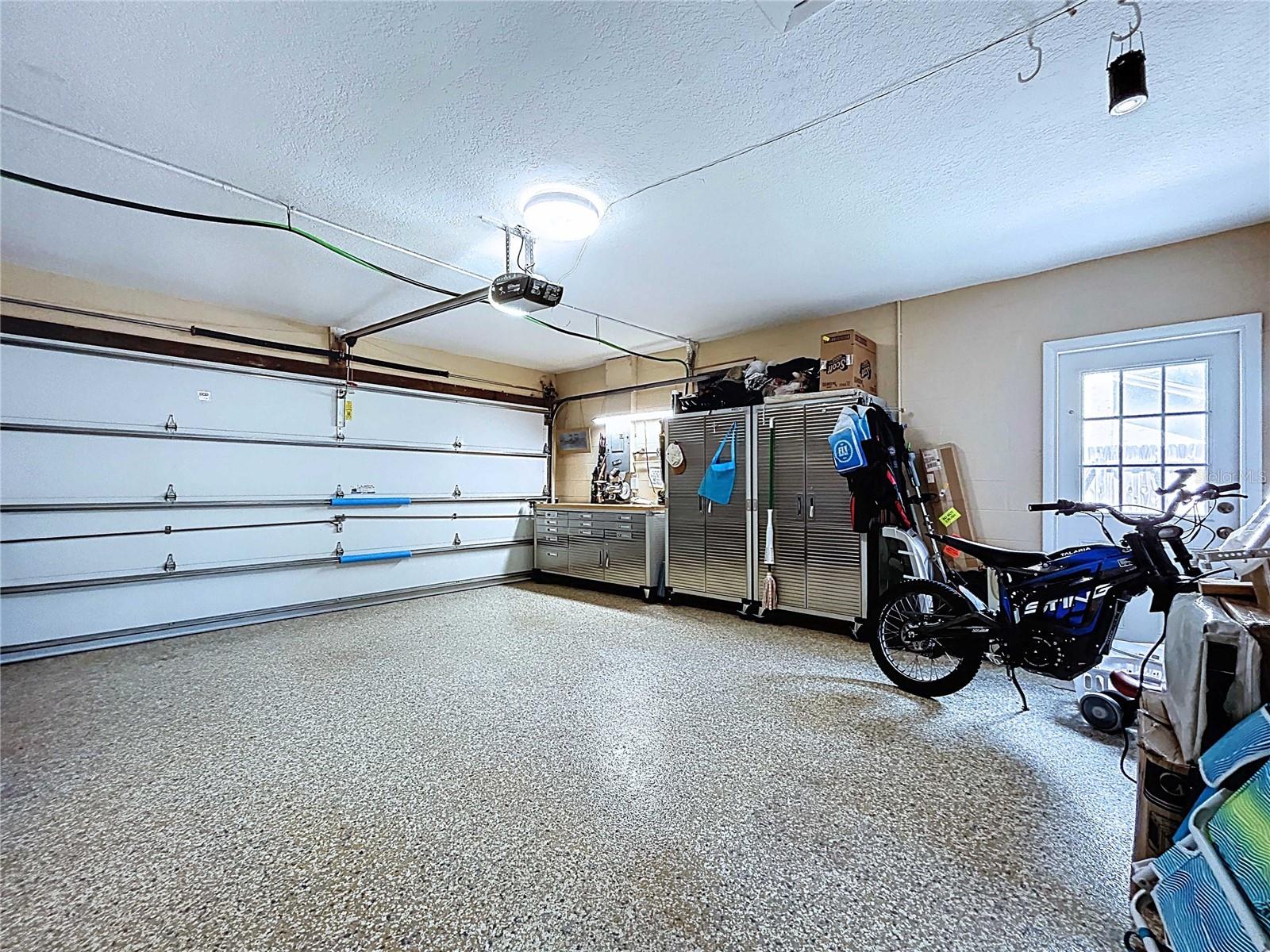 COUNTRY PLACE UNIT VI - Residential