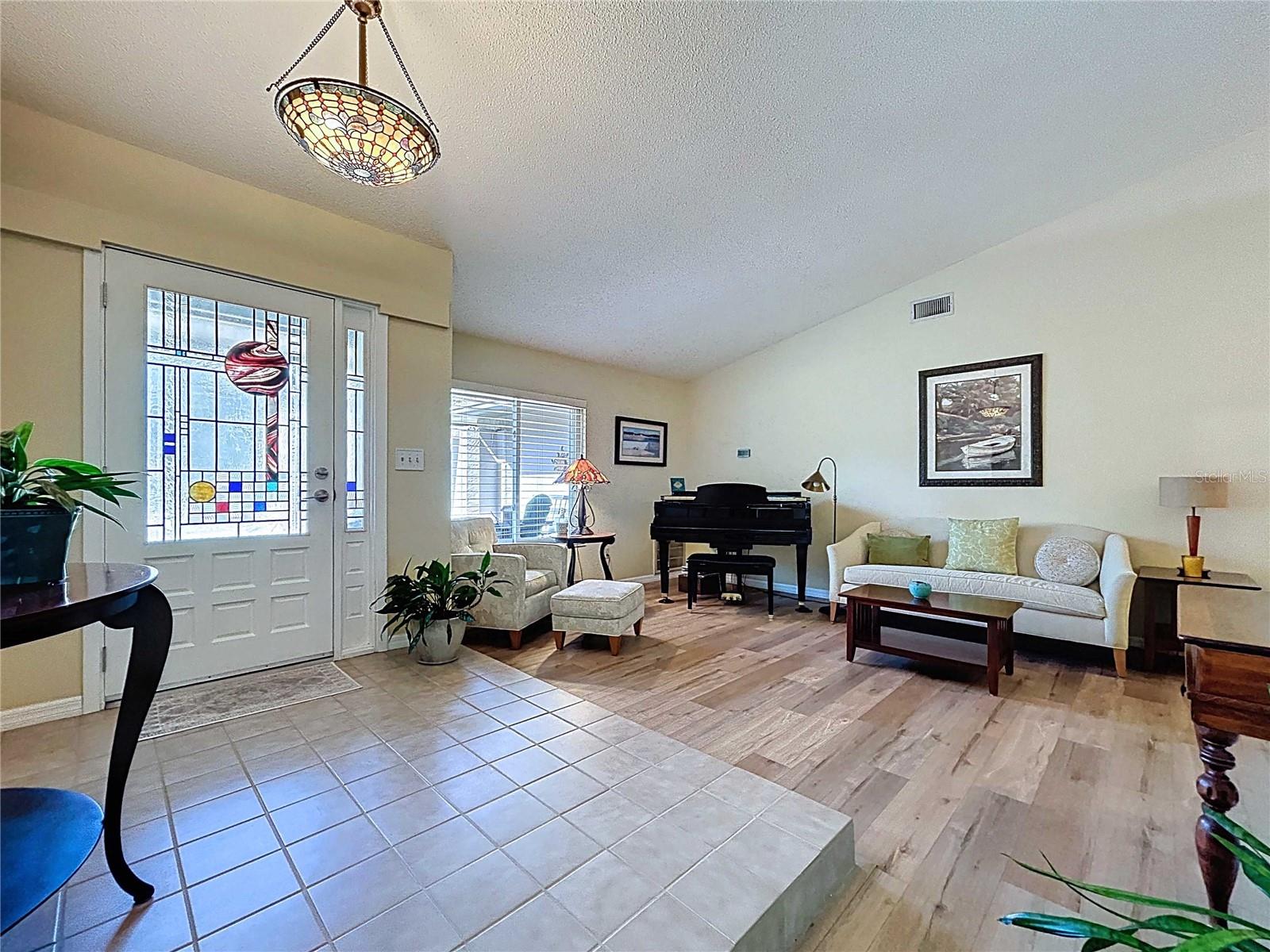 COUNTRY PLACE UNIT VI - Residential