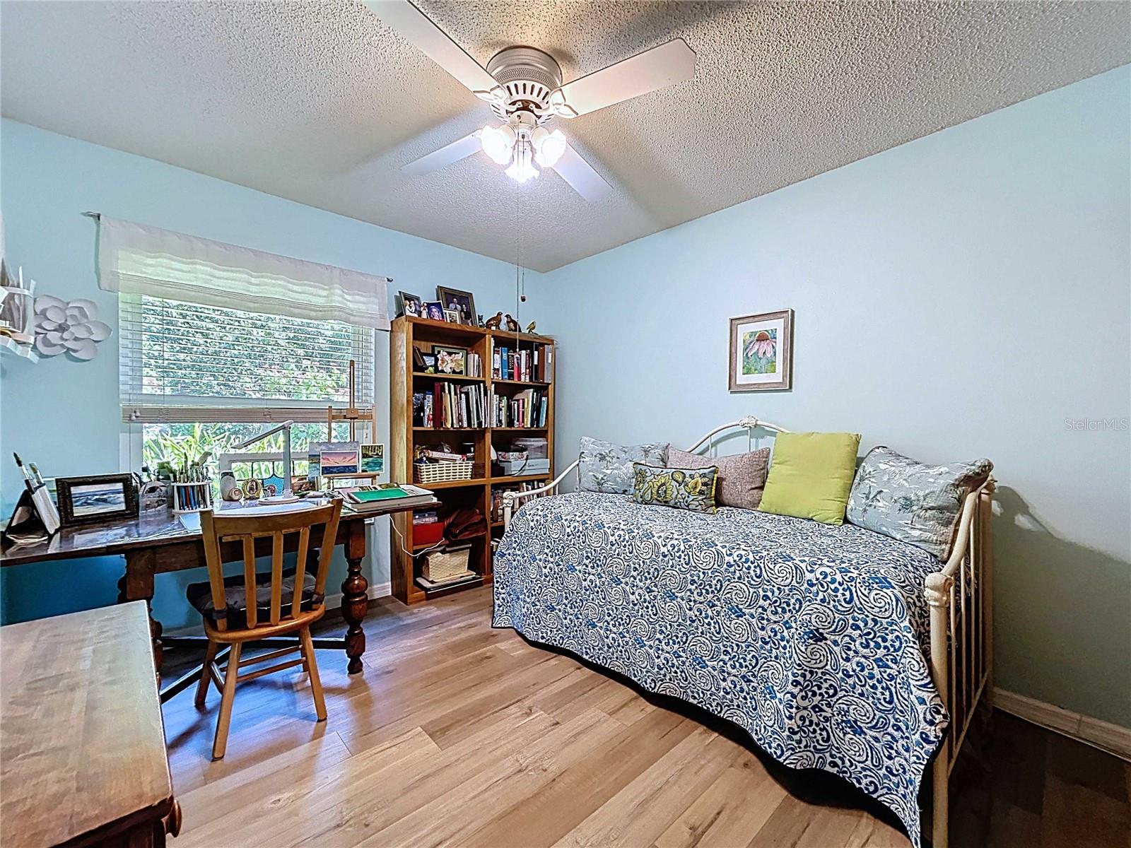 COUNTRY PLACE UNIT VI - Residential