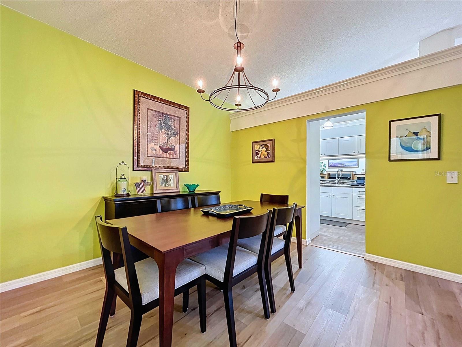 COUNTRY PLACE UNIT VI - Residential