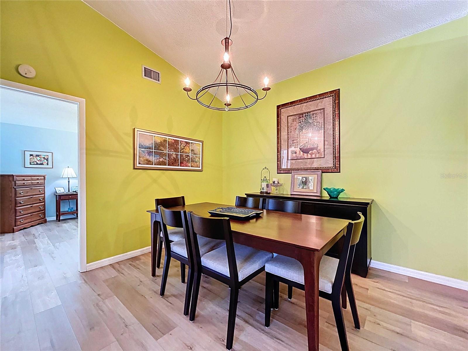 COUNTRY PLACE UNIT VI - Residential