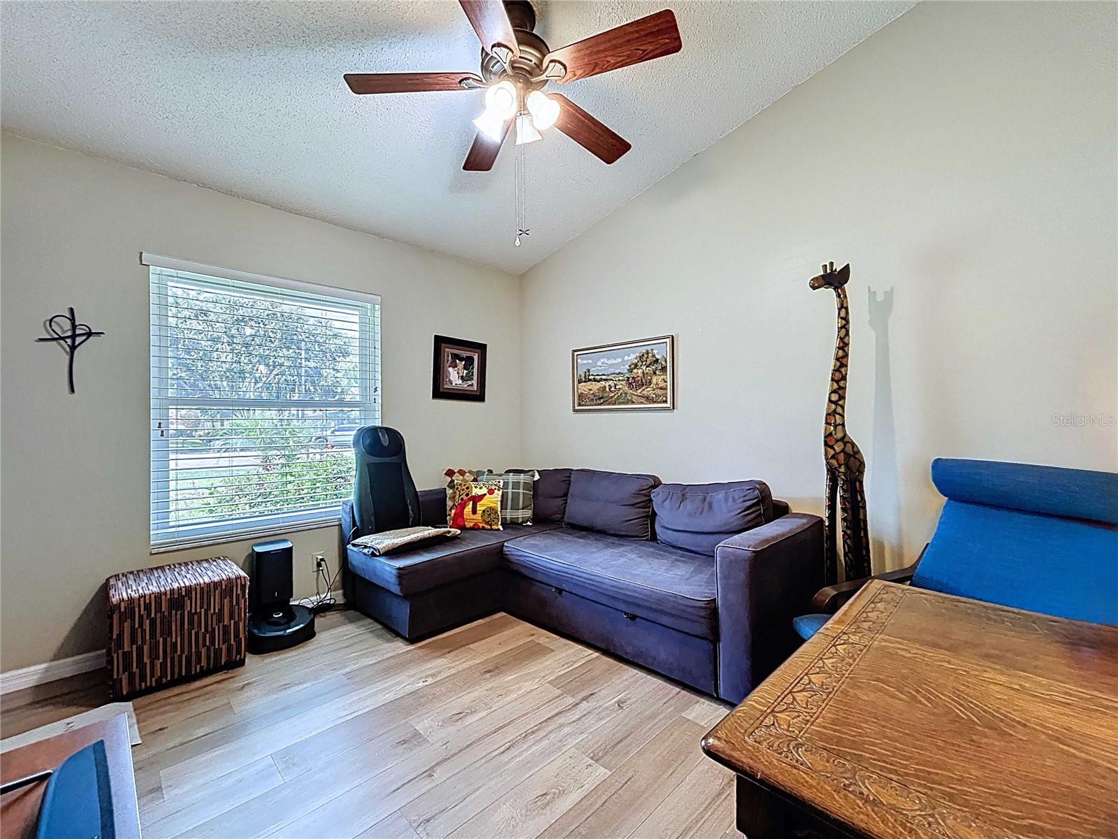 COUNTRY PLACE UNIT VI - Residential