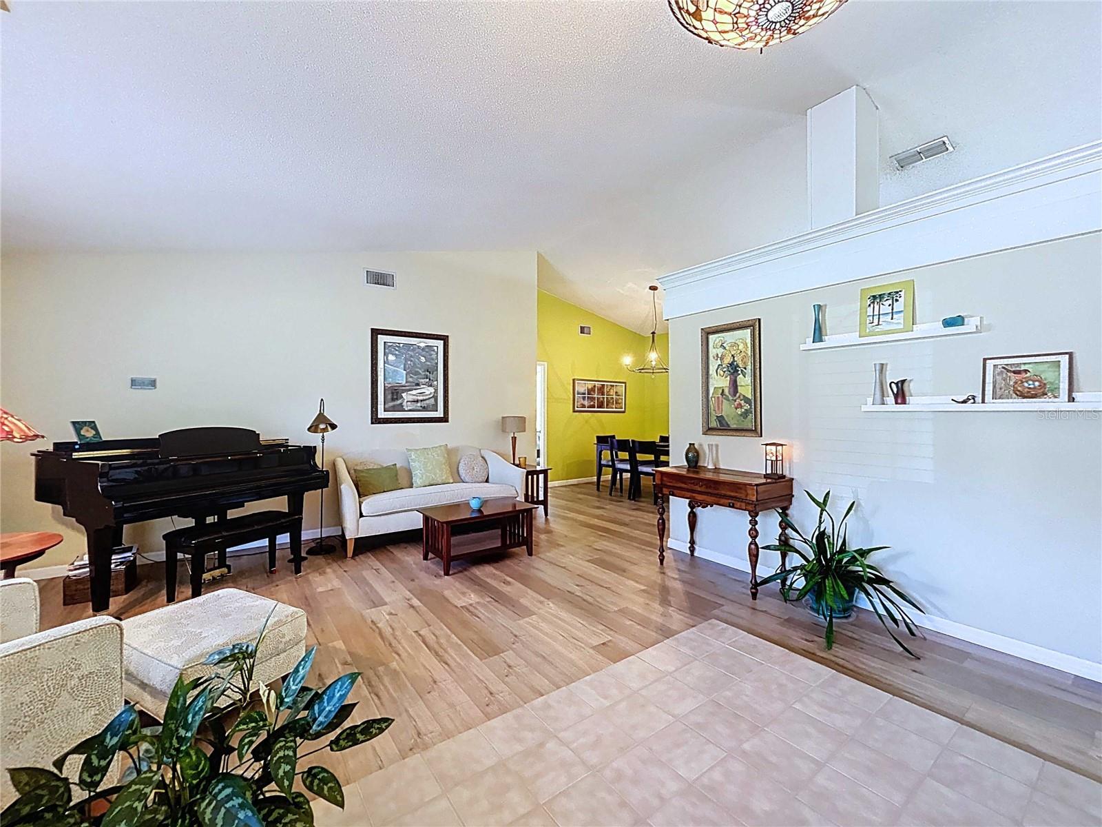 COUNTRY PLACE UNIT VI - Residential