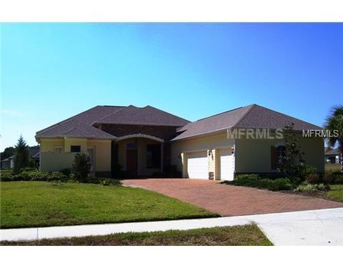 A home in LADY LAKE