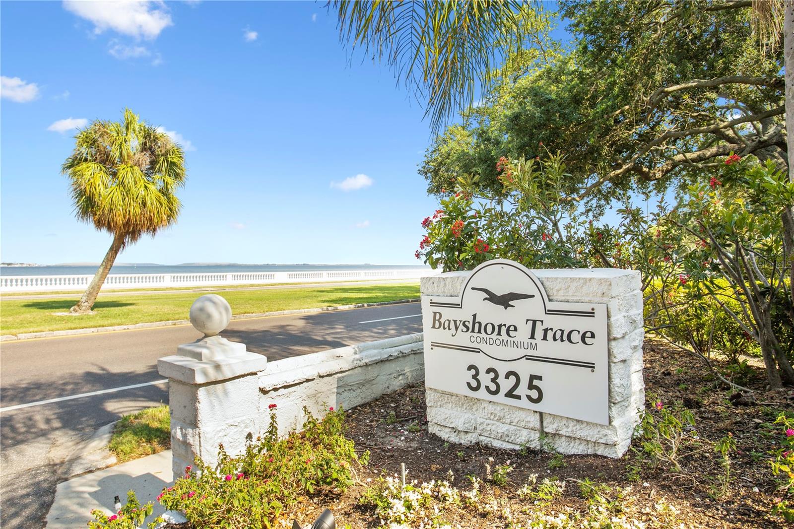 3325 BAYSHORE BOULEVARD E14