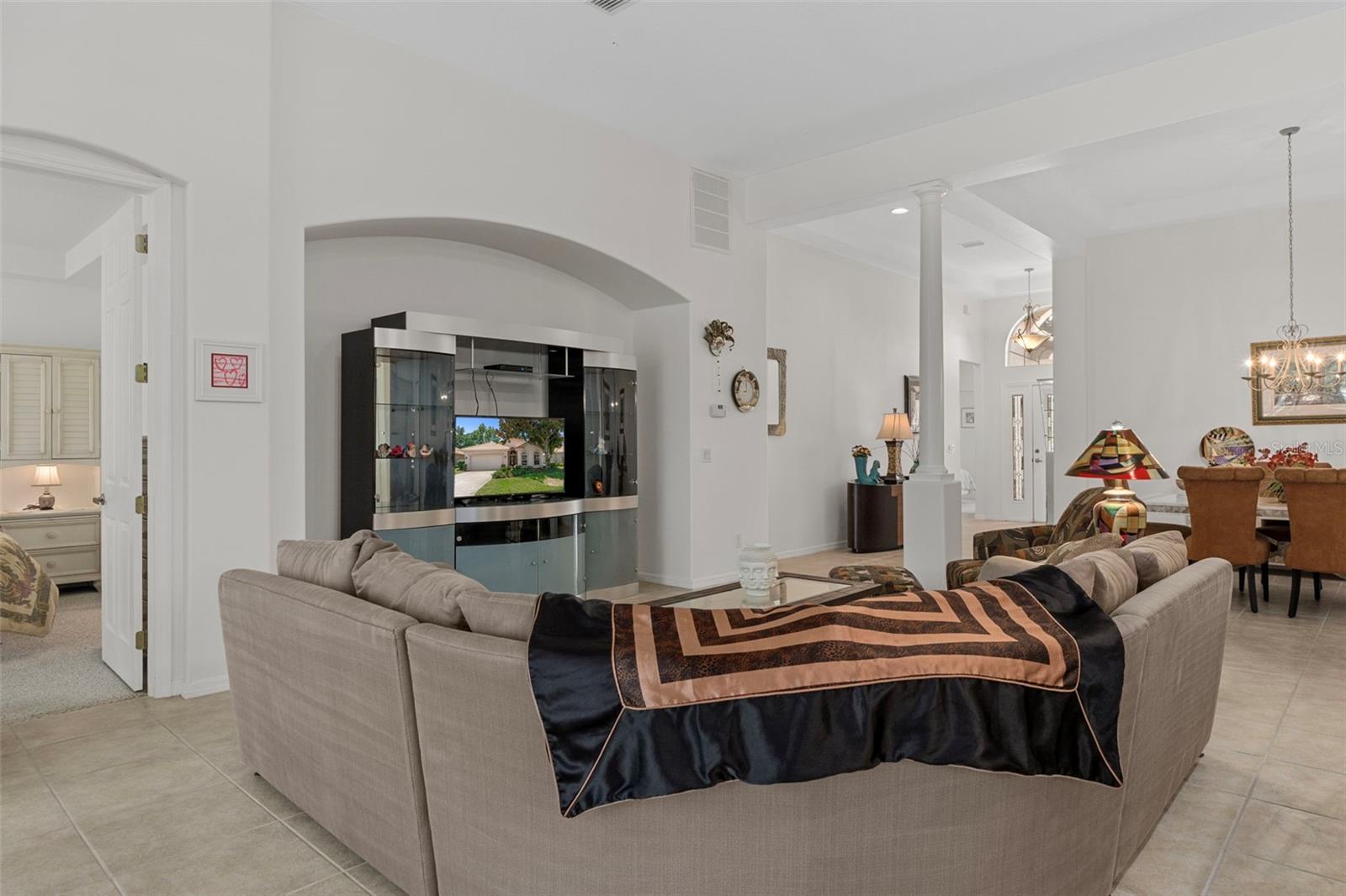 WOODVIEW VILLAS 03 - Residential