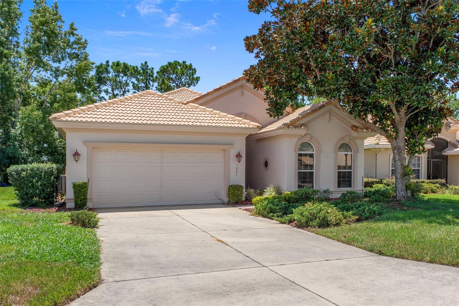 WOODVIEW VILLAS 03 - Residential
