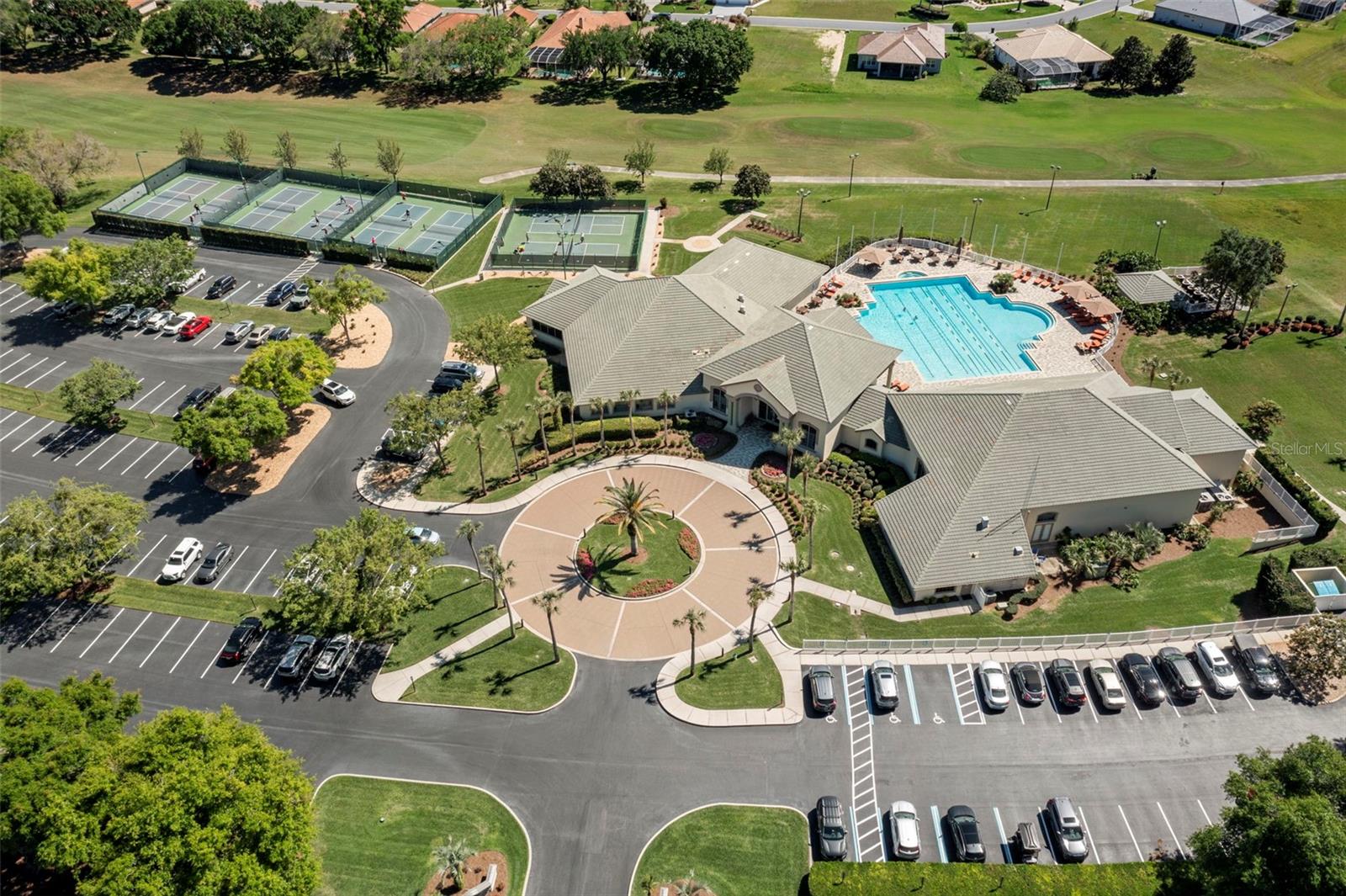 WOODVIEW VILLAS 03 - Residential