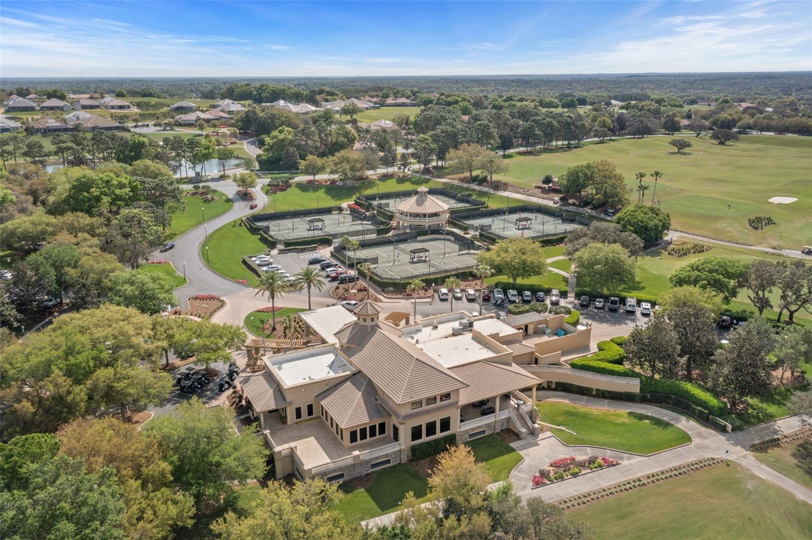 WOODVIEW VILLAS 03 - Residential