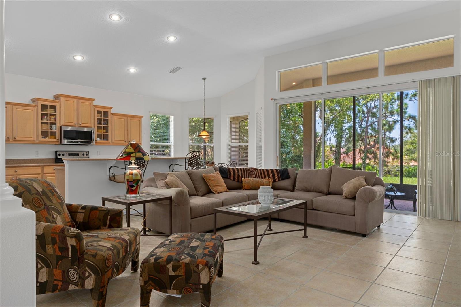 WOODVIEW VILLAS 03 - Residential