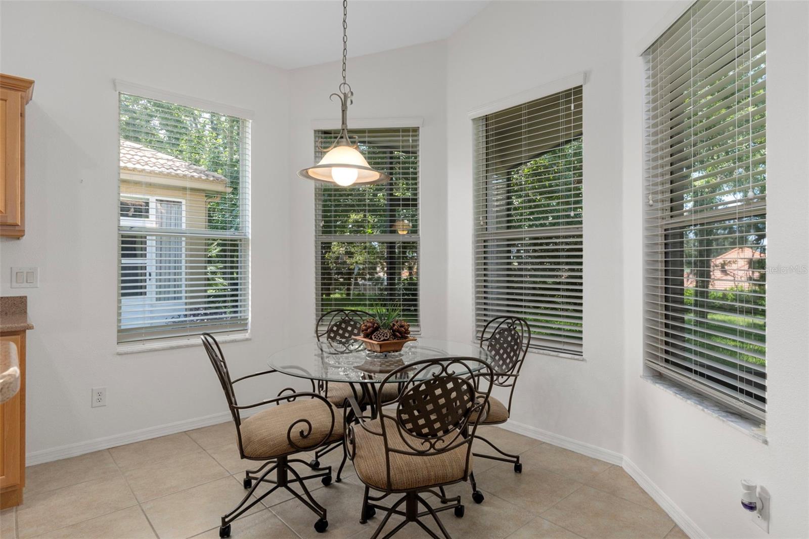 WOODVIEW VILLAS 03 - Residential