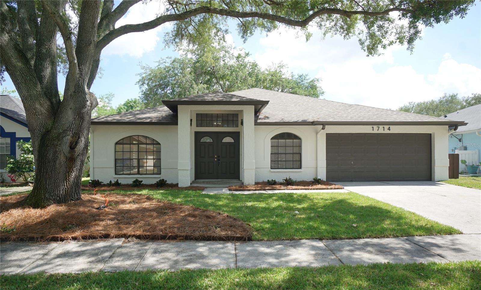 THE WILLOWS UNIT 3 - Residential Lease
