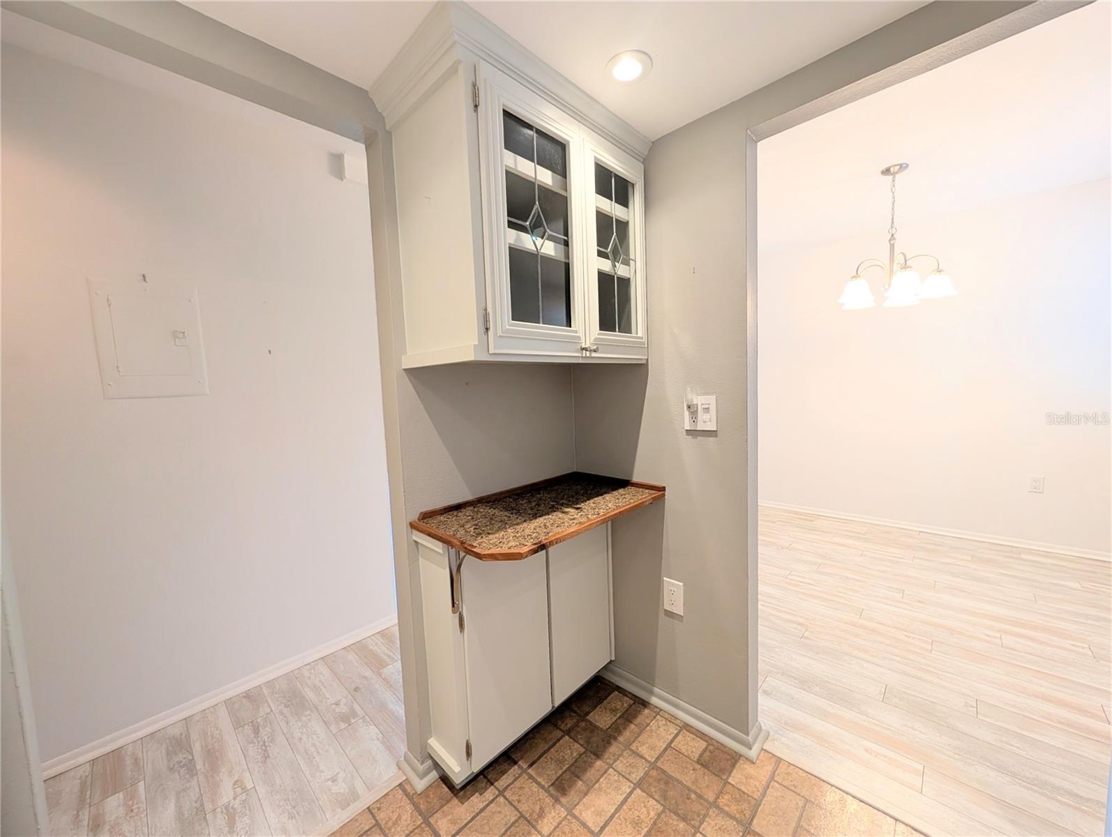THE FOURTH BAYSHORE - Residential