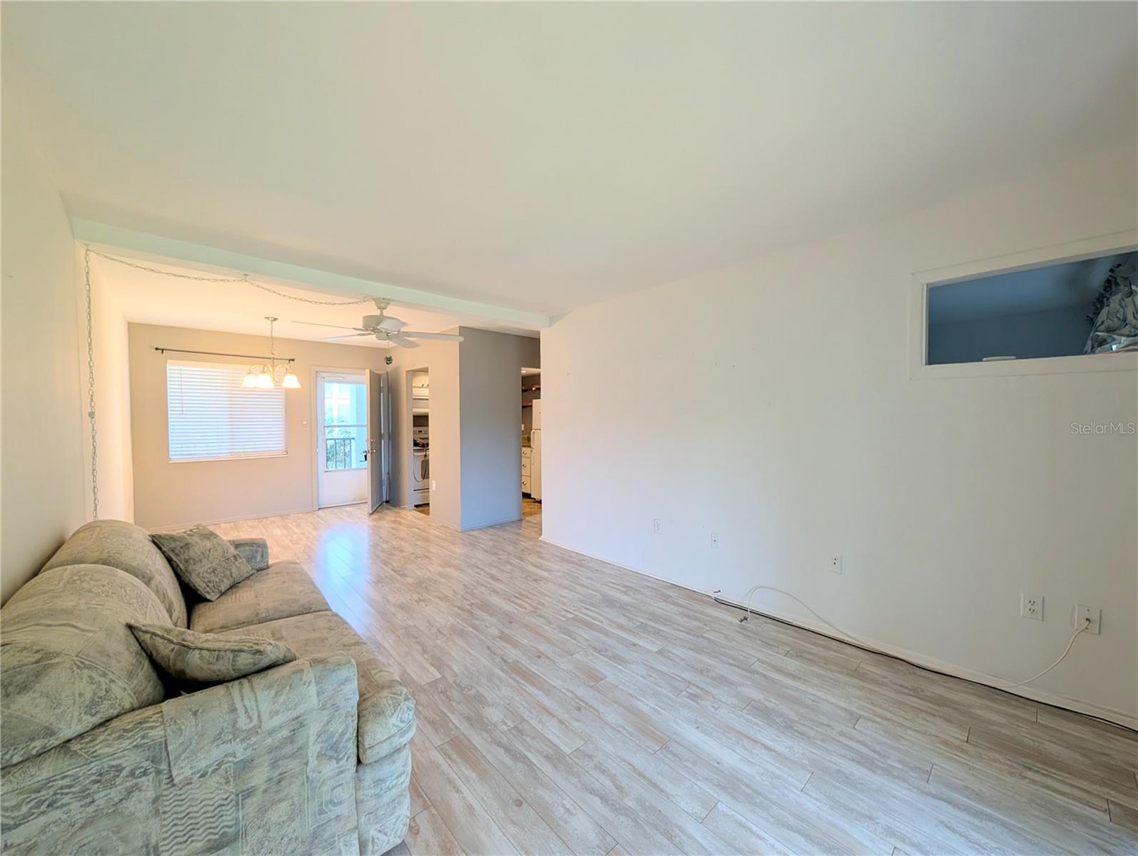 THE FOURTH BAYSHORE - Residential