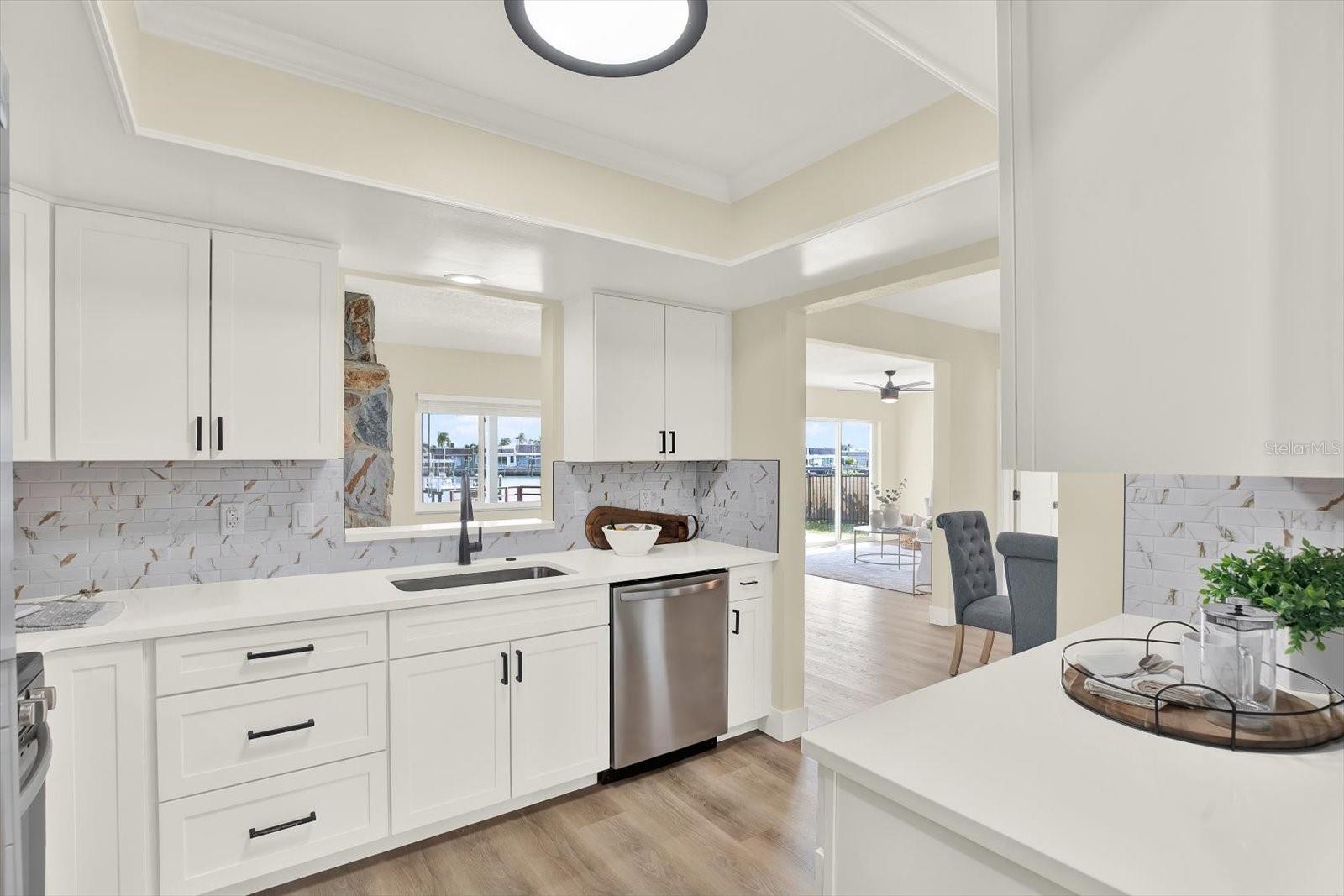 OAKHURST SHORES 5TH ADD - Residential