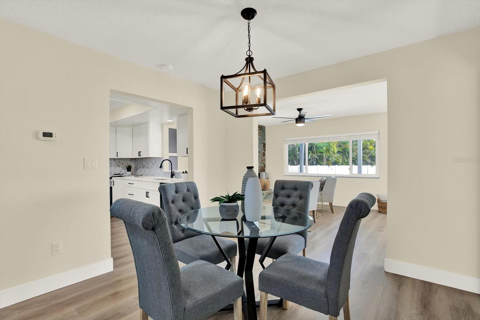 OAKHURST SHORES 5TH ADD - Residential