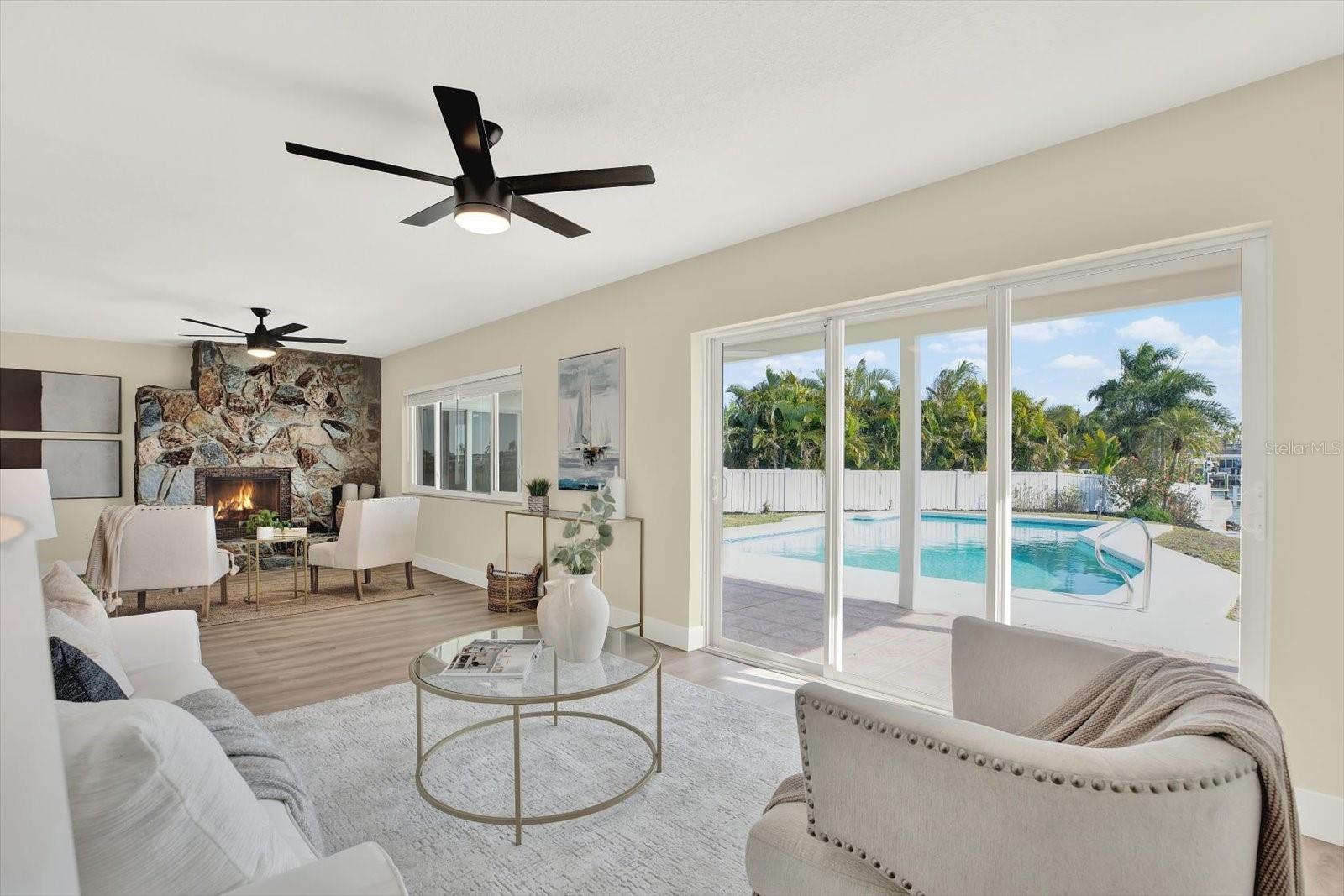 OAKHURST SHORES 5TH ADD - Residential