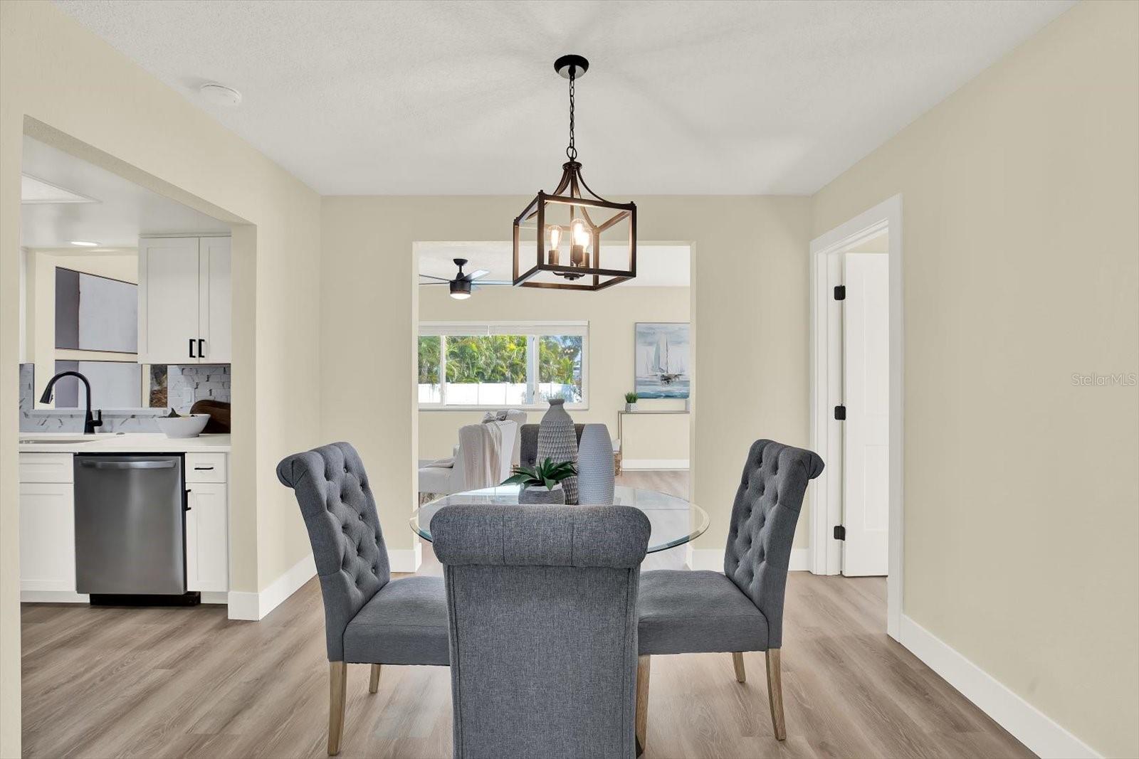 OAKHURST SHORES 5TH ADD - Residential