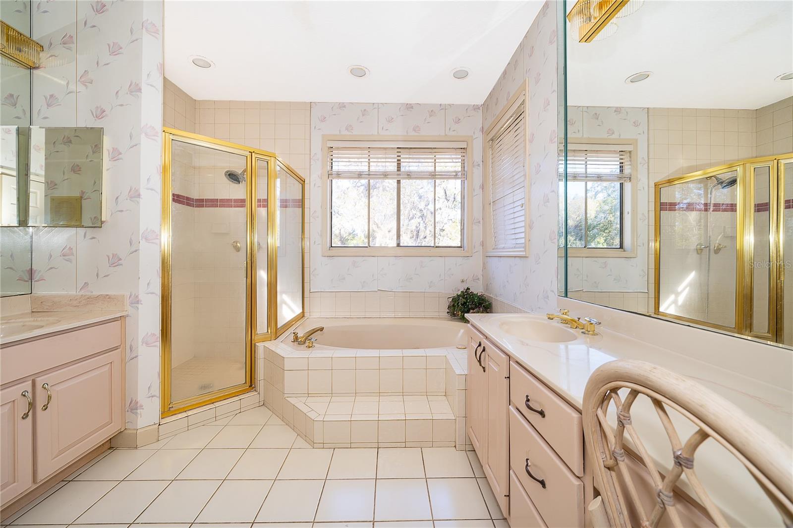 1813 HIDDEN PINE LANE