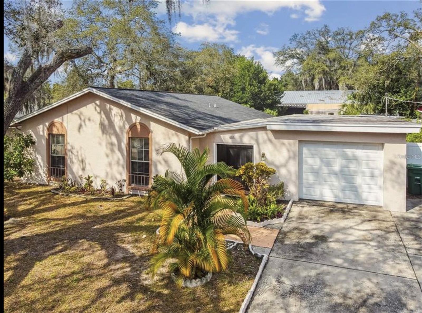 Excellent Property, centrally located, near Busch Gardens and USF University. It has a mother-in-law suite, that would be a great additional income or just to have more space for your family. This Property has a High Potential to rent for Airbnb. Roof installed in 2017 with a Kitchen fully renovated. Come to see this beautiful property soon, because it won't last long on the market!!