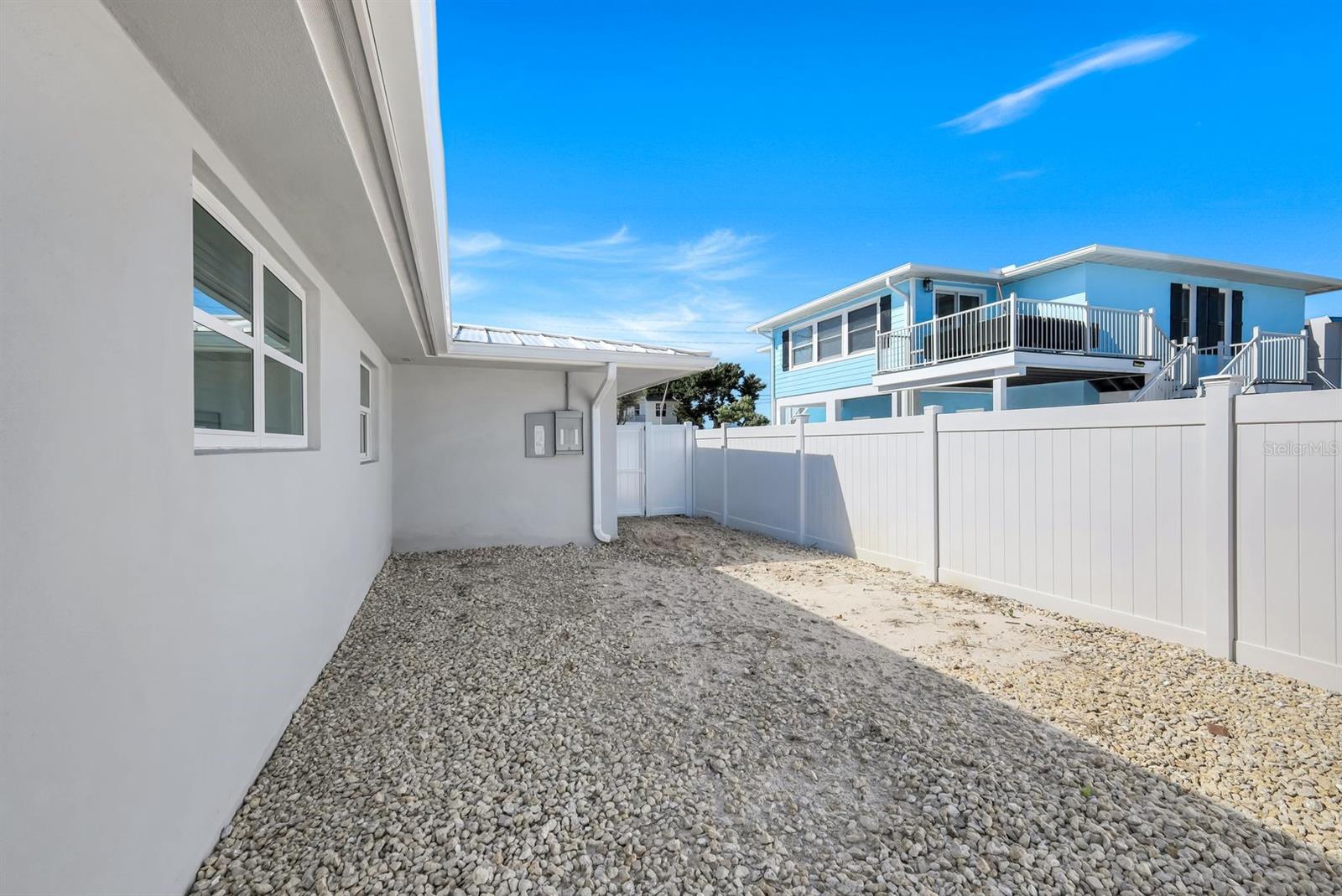 7987 ESTERO BOULEVARD