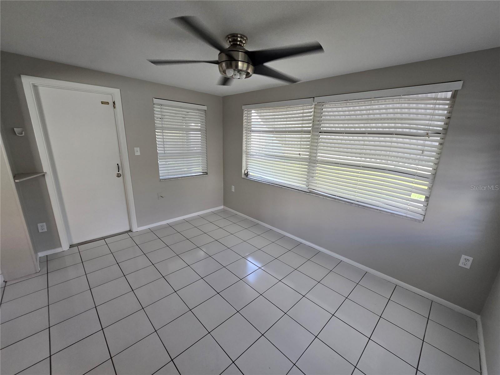 HOLIDAY LAKE ESTATES - Residential Lease