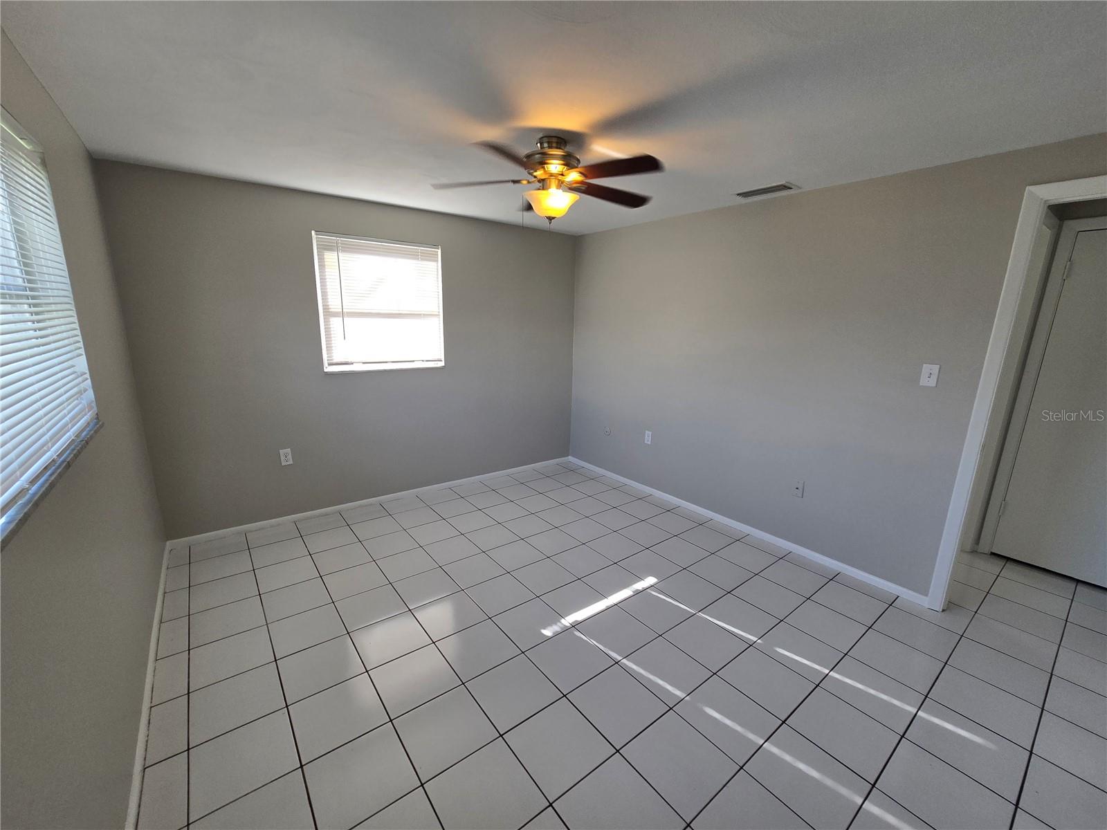 HOLIDAY LAKE ESTATES - Residential Lease