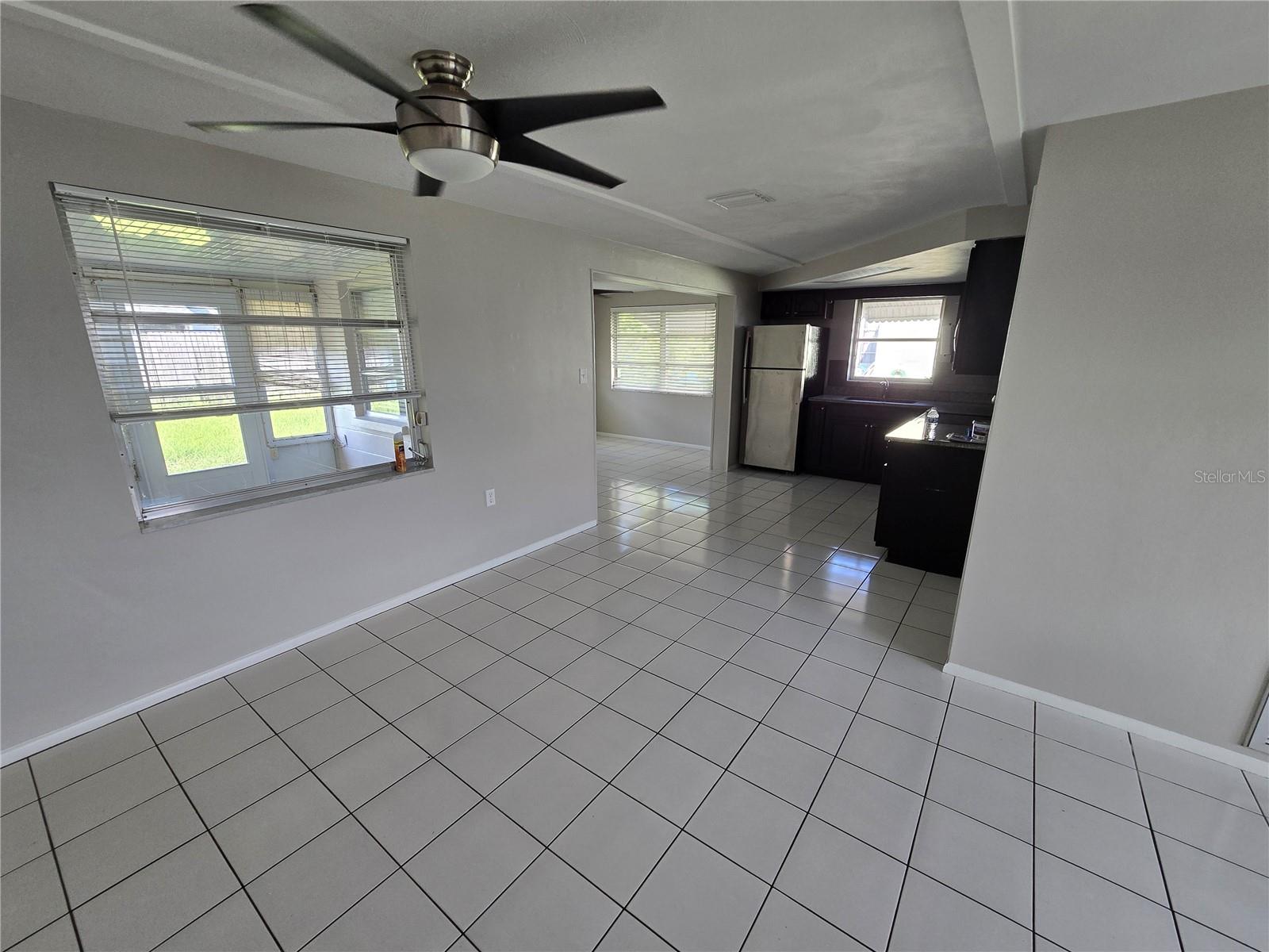 HOLIDAY LAKE ESTATES - Residential Lease