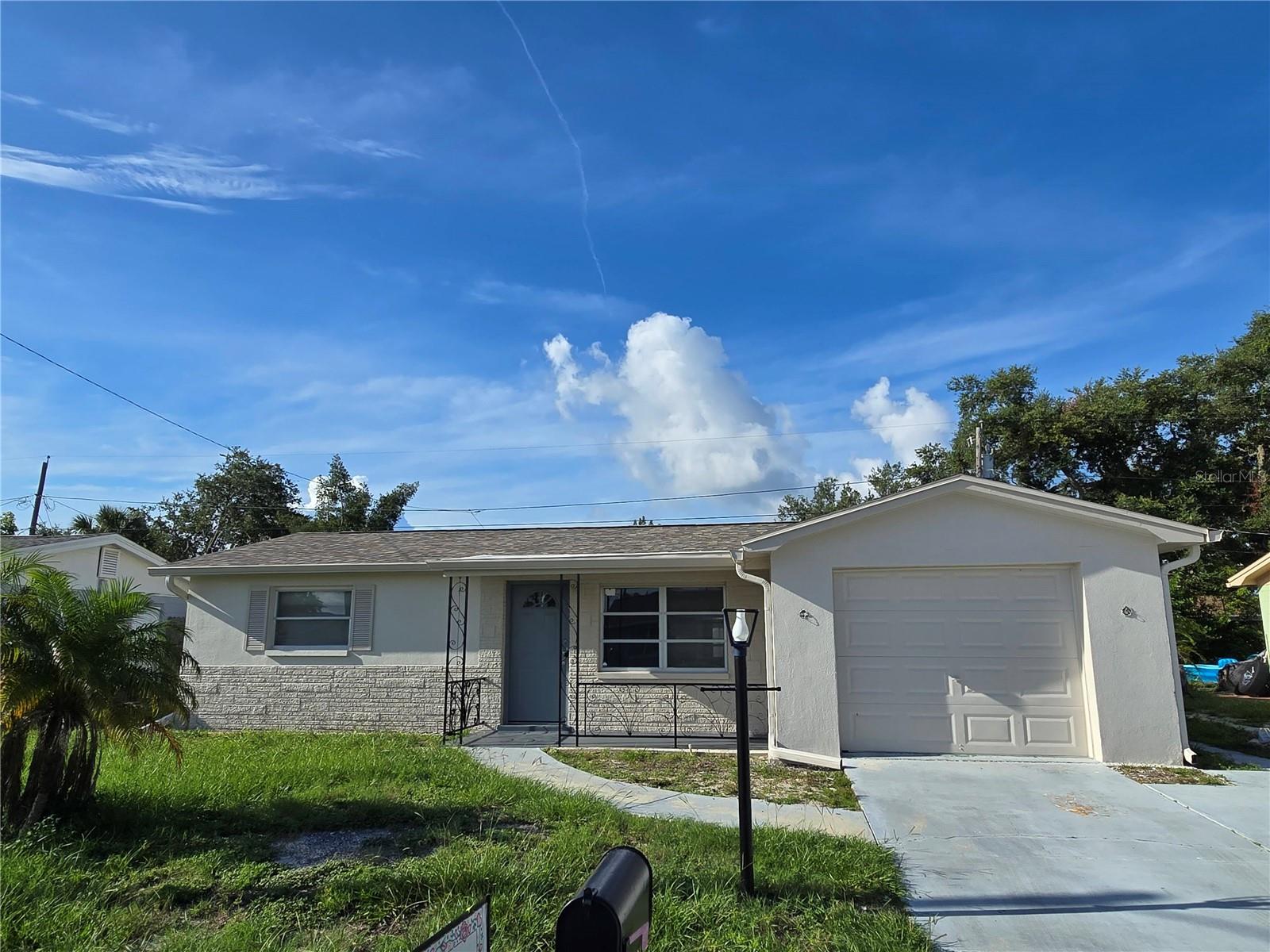 HOLIDAY LAKE ESTATES - Residential Lease