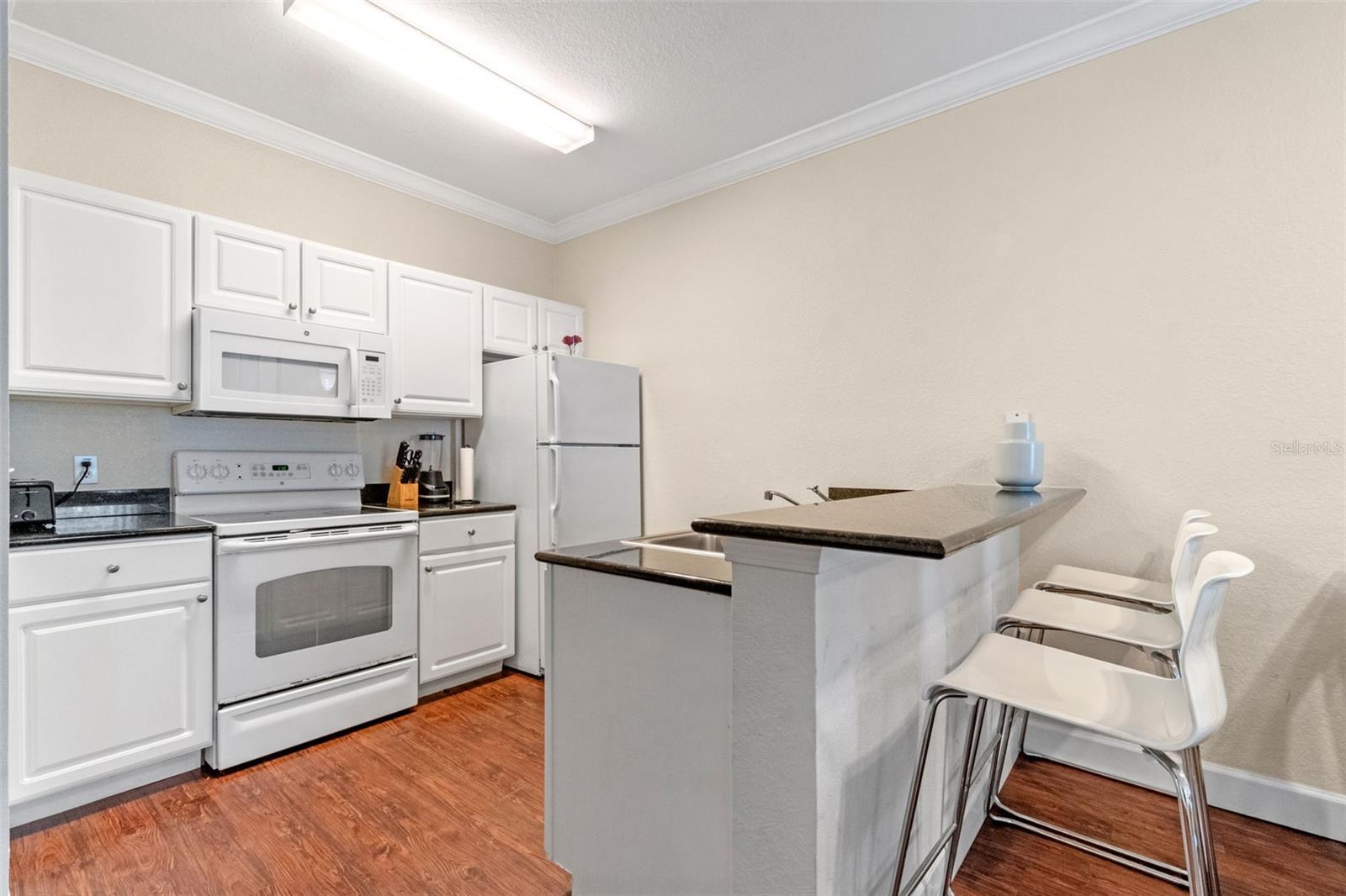 2952 LUCAYAN HARBOUR CIRCLE 106