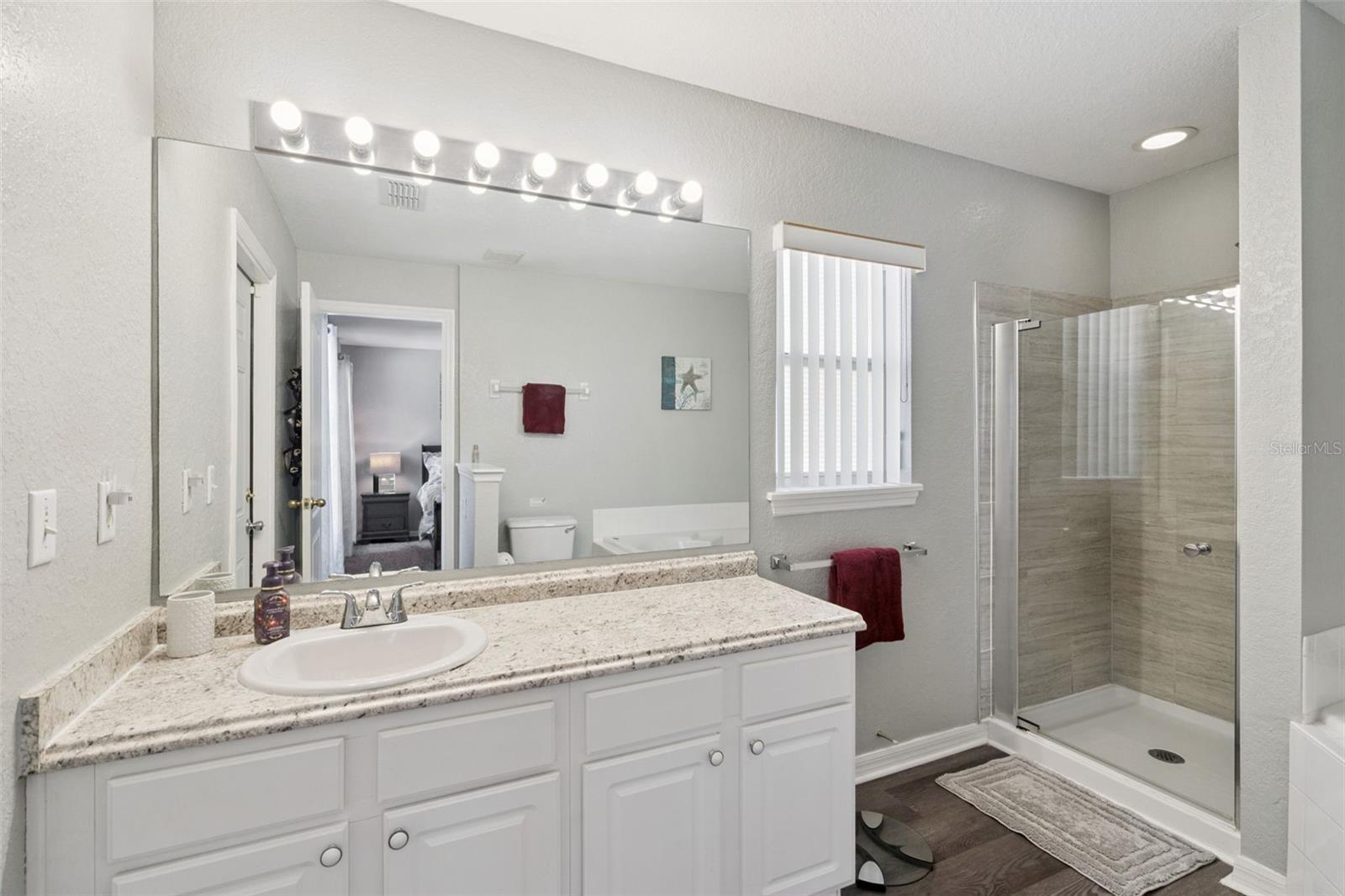 SILVER CREEK - Residential