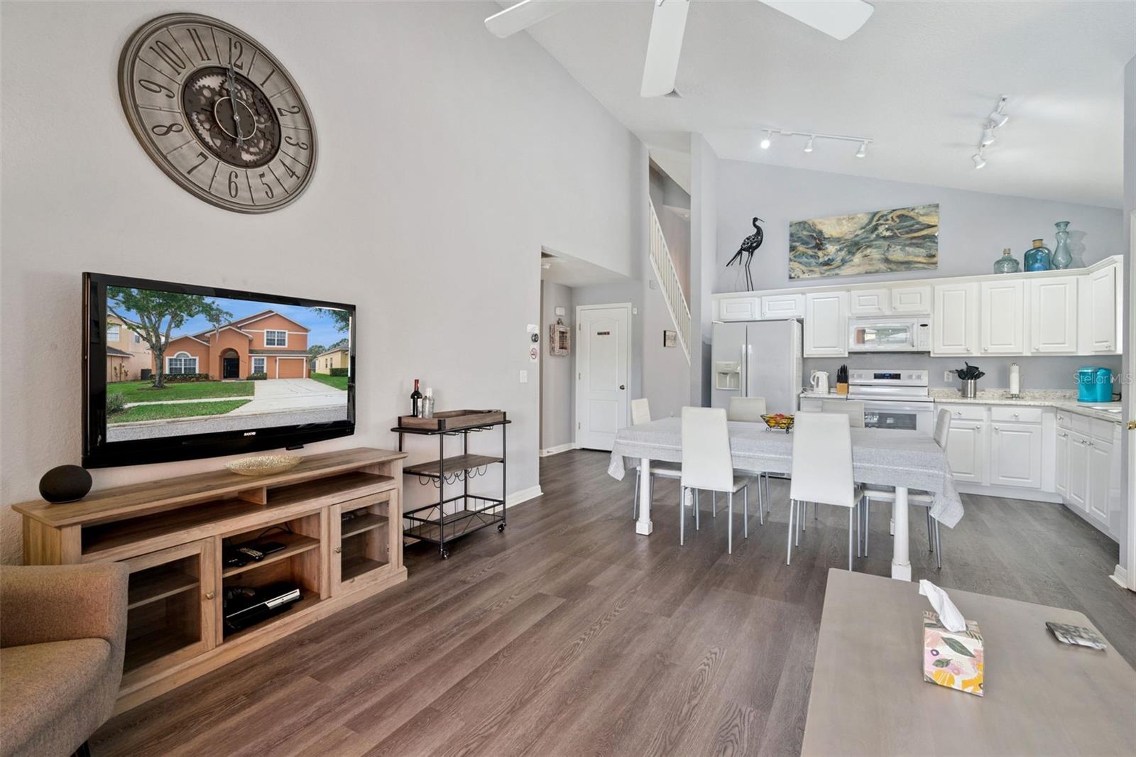 SILVER CREEK - Residential