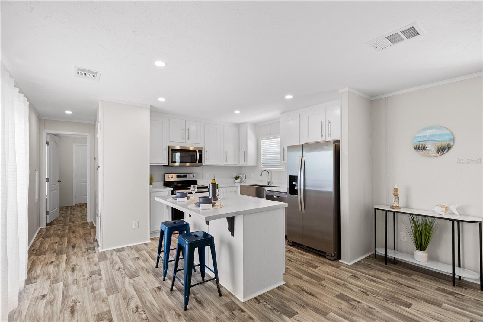 HOLIDAY MOB ESTATES 2ND ADD - Residential