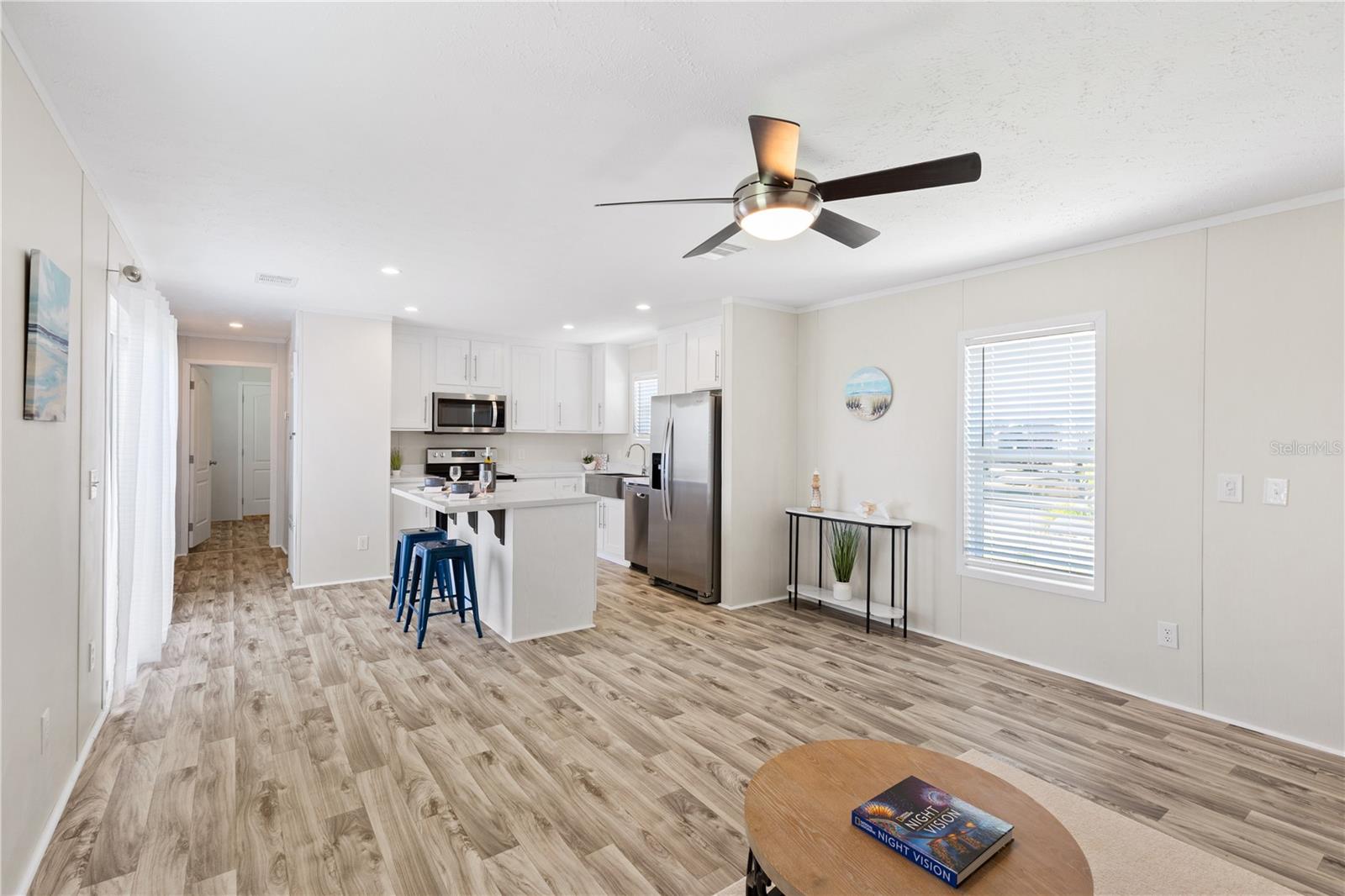 HOLIDAY MOB ESTATES 2ND ADD - Residential