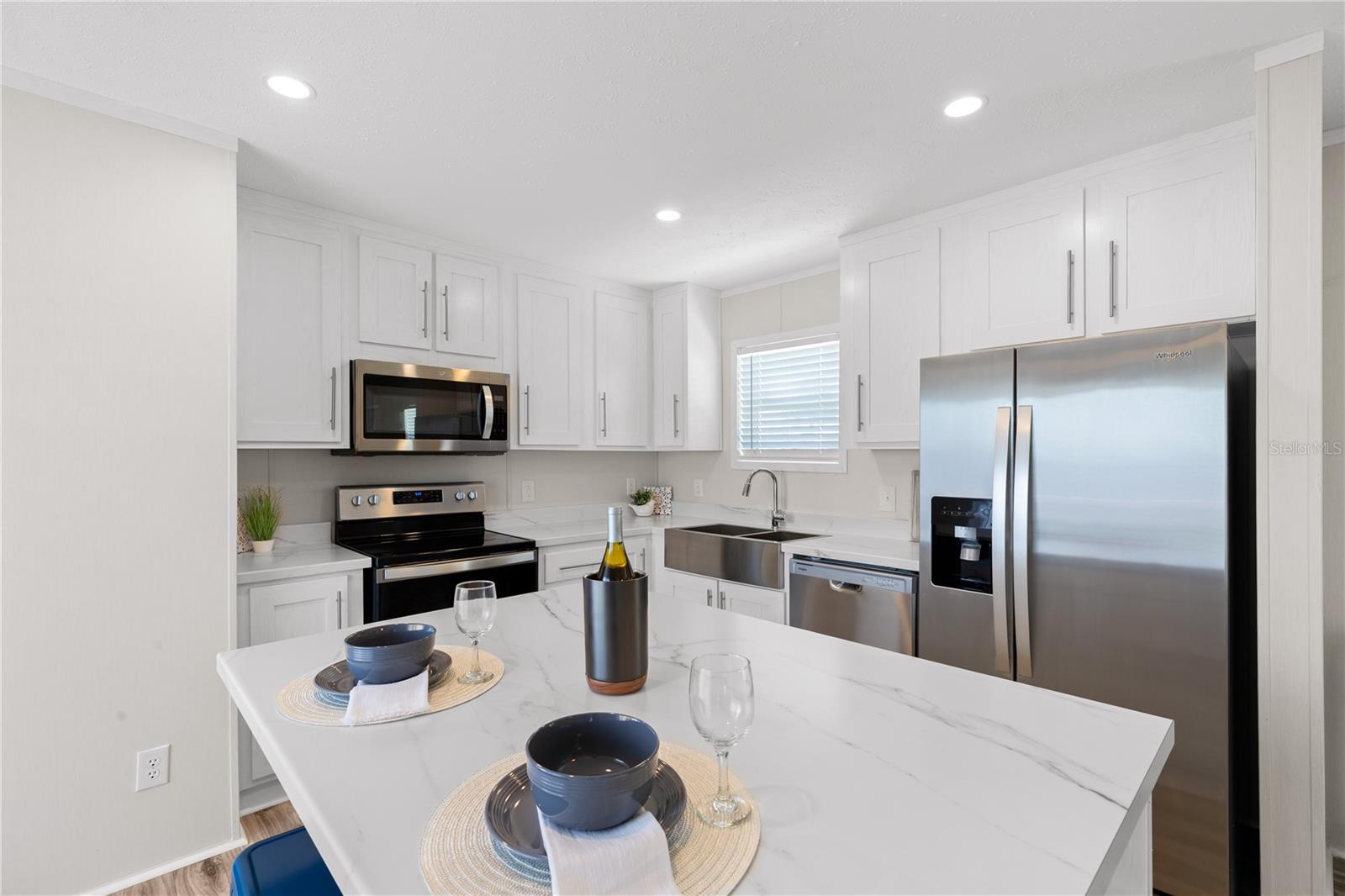HOLIDAY MOB ESTATES 2ND ADD - Residential