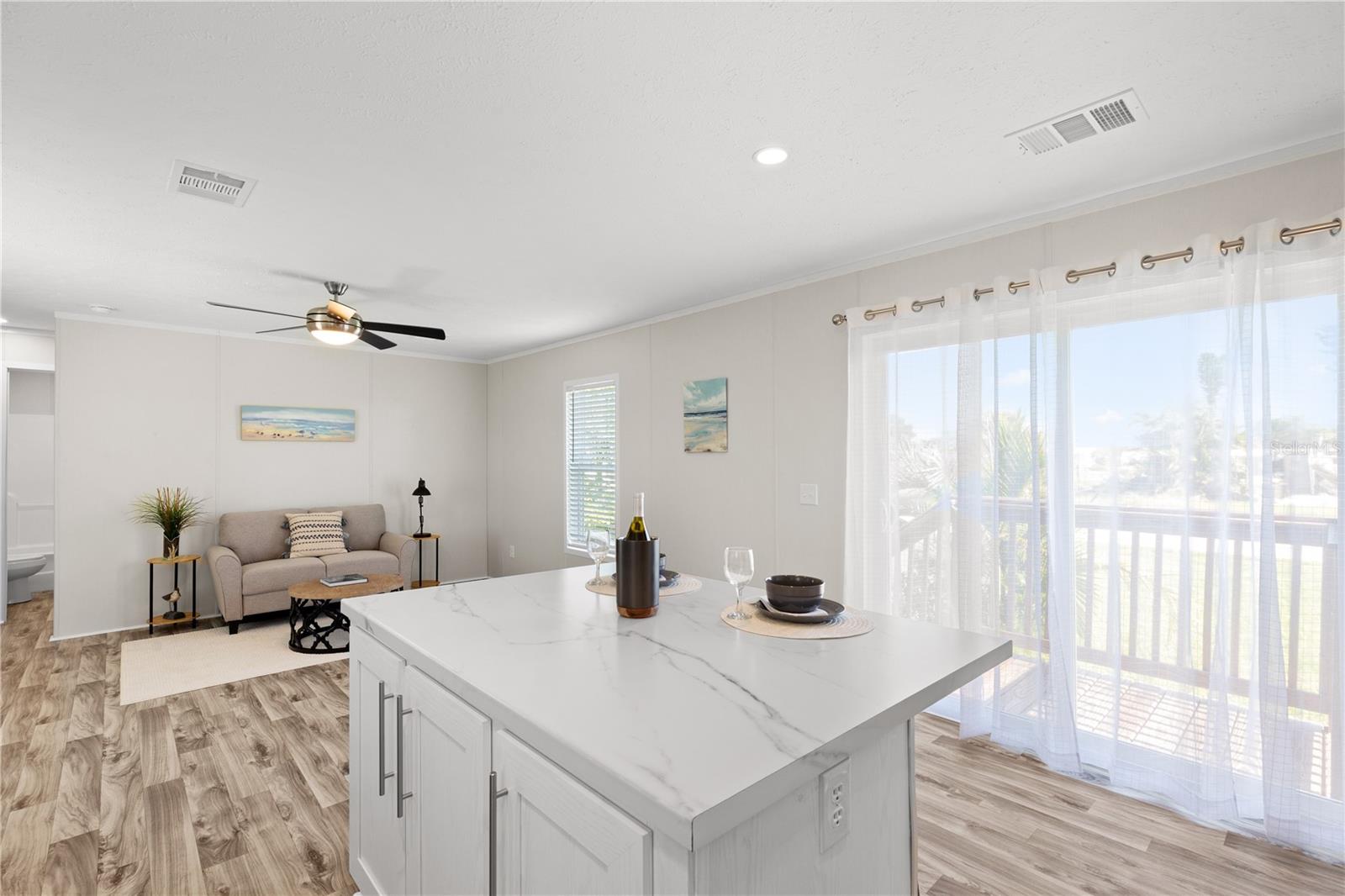 HOLIDAY MOB ESTATES 2ND ADD - Residential