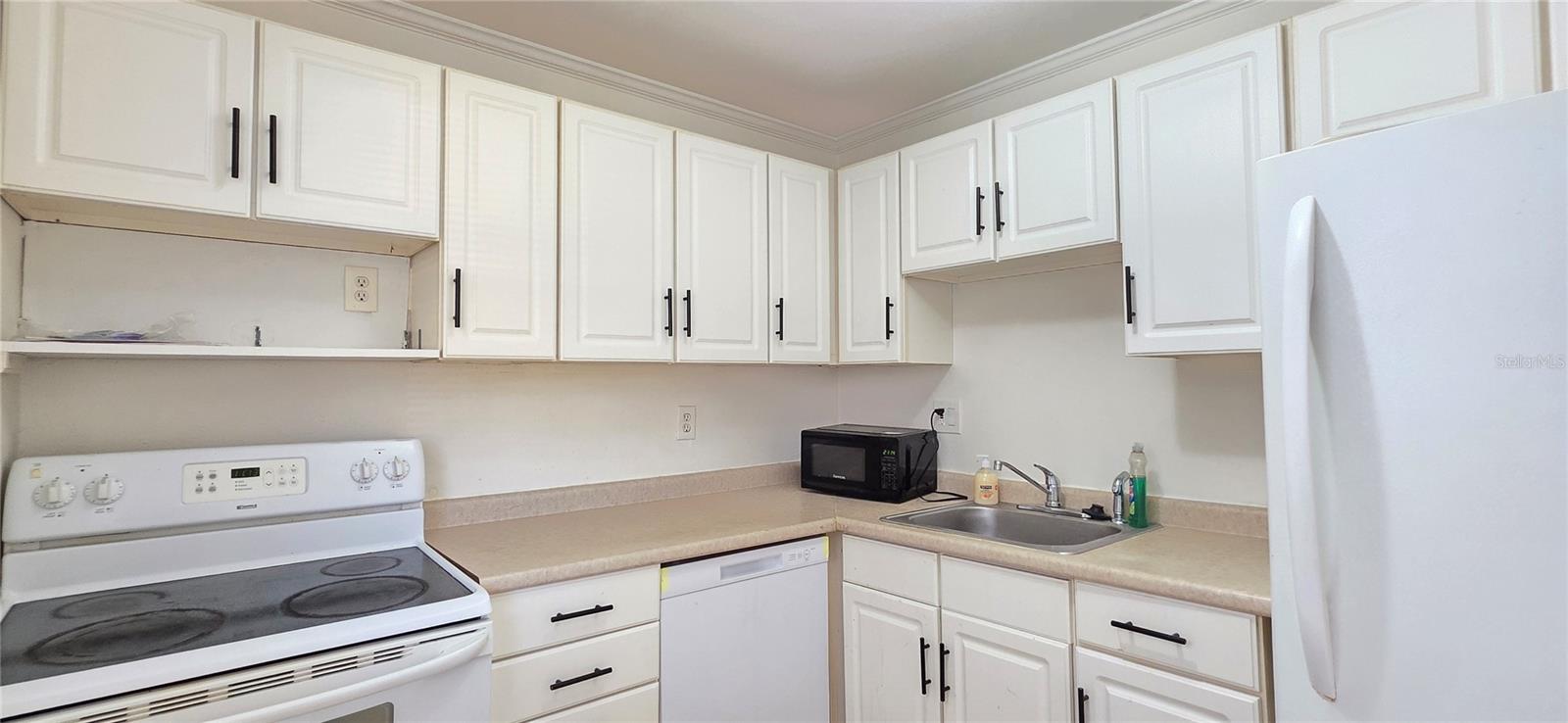 DAYTONA BEACH GOLF & COUNTRY CLUB - Residential