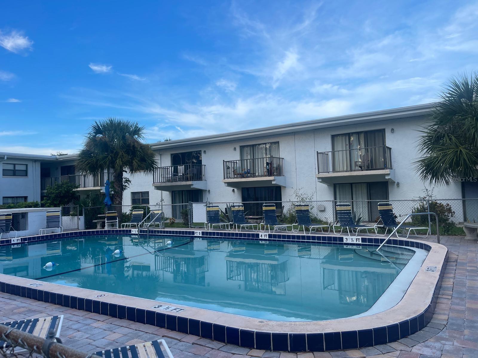 DAYTONA BEACH GOLF & COUNTRY CLUB - Residential