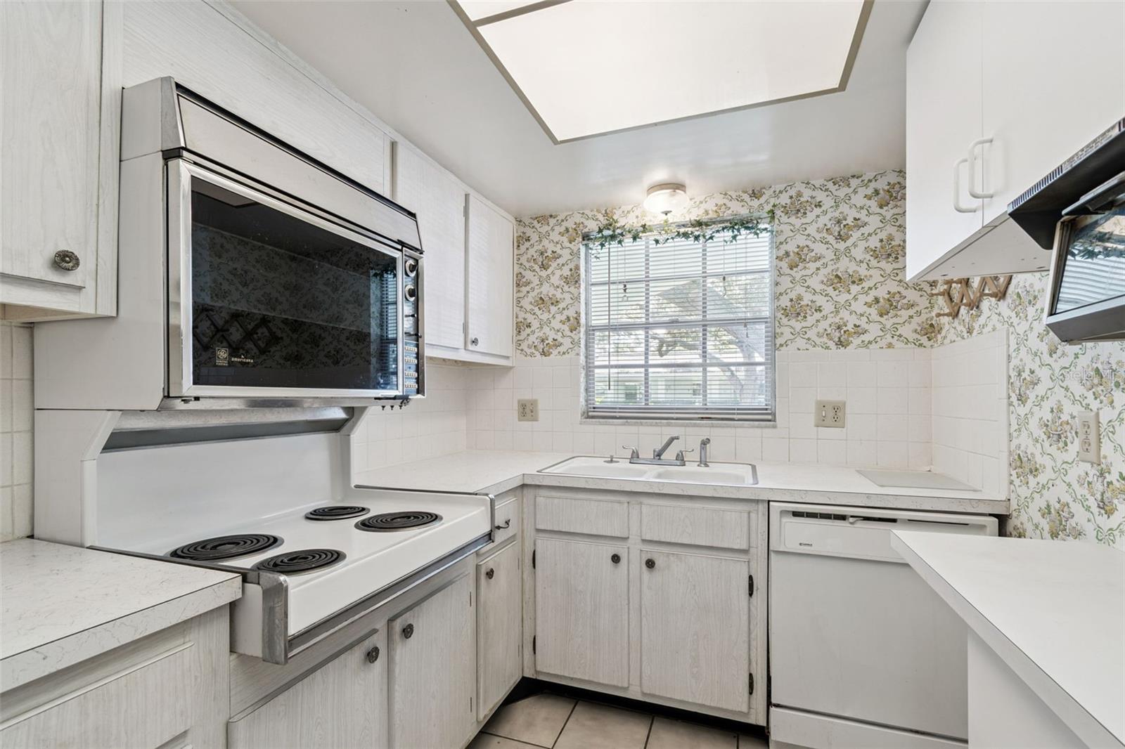 11200 102ND AVENUE 14