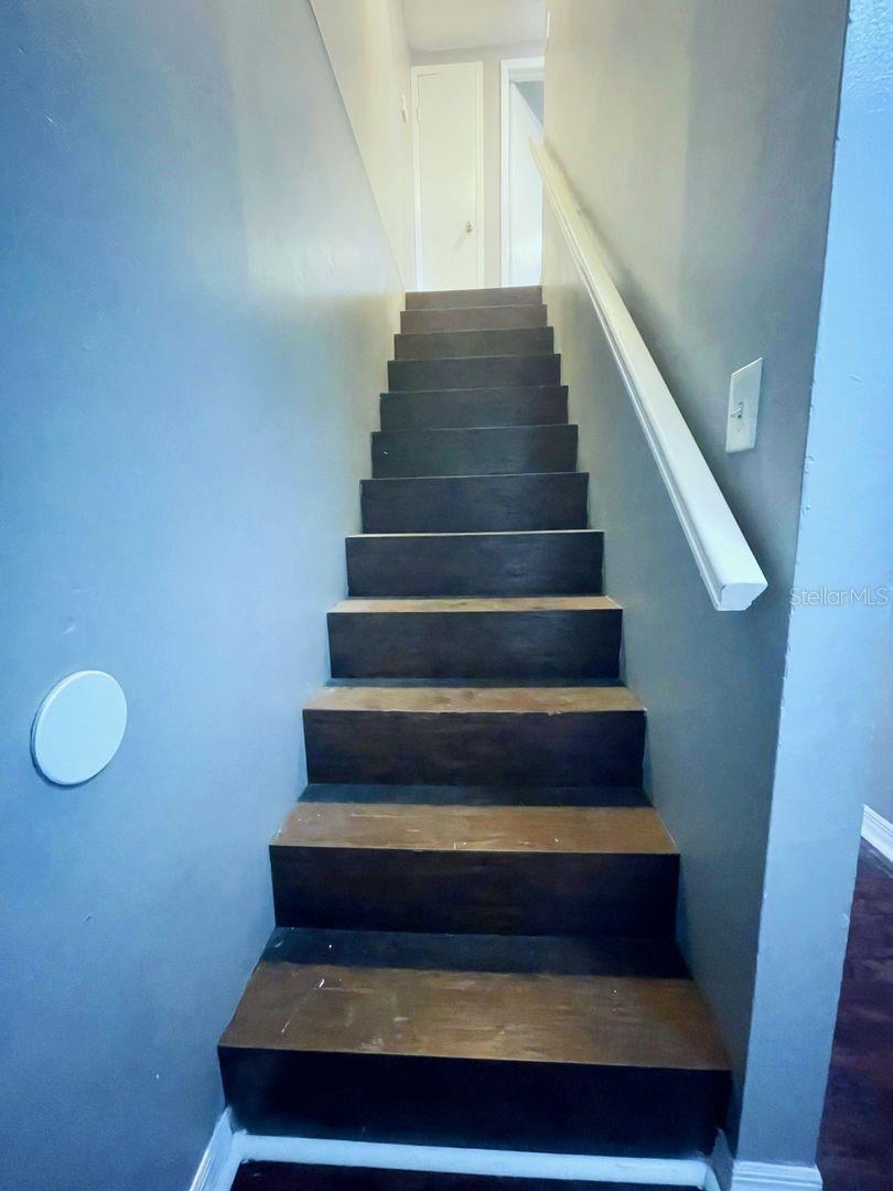 COLLINS ARMENIA PARK - Residential Lease