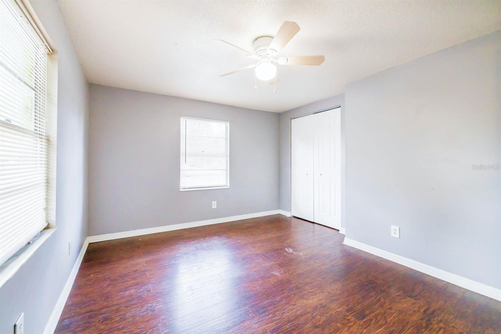 COLLINS ARMENIA PARK - Residential Lease