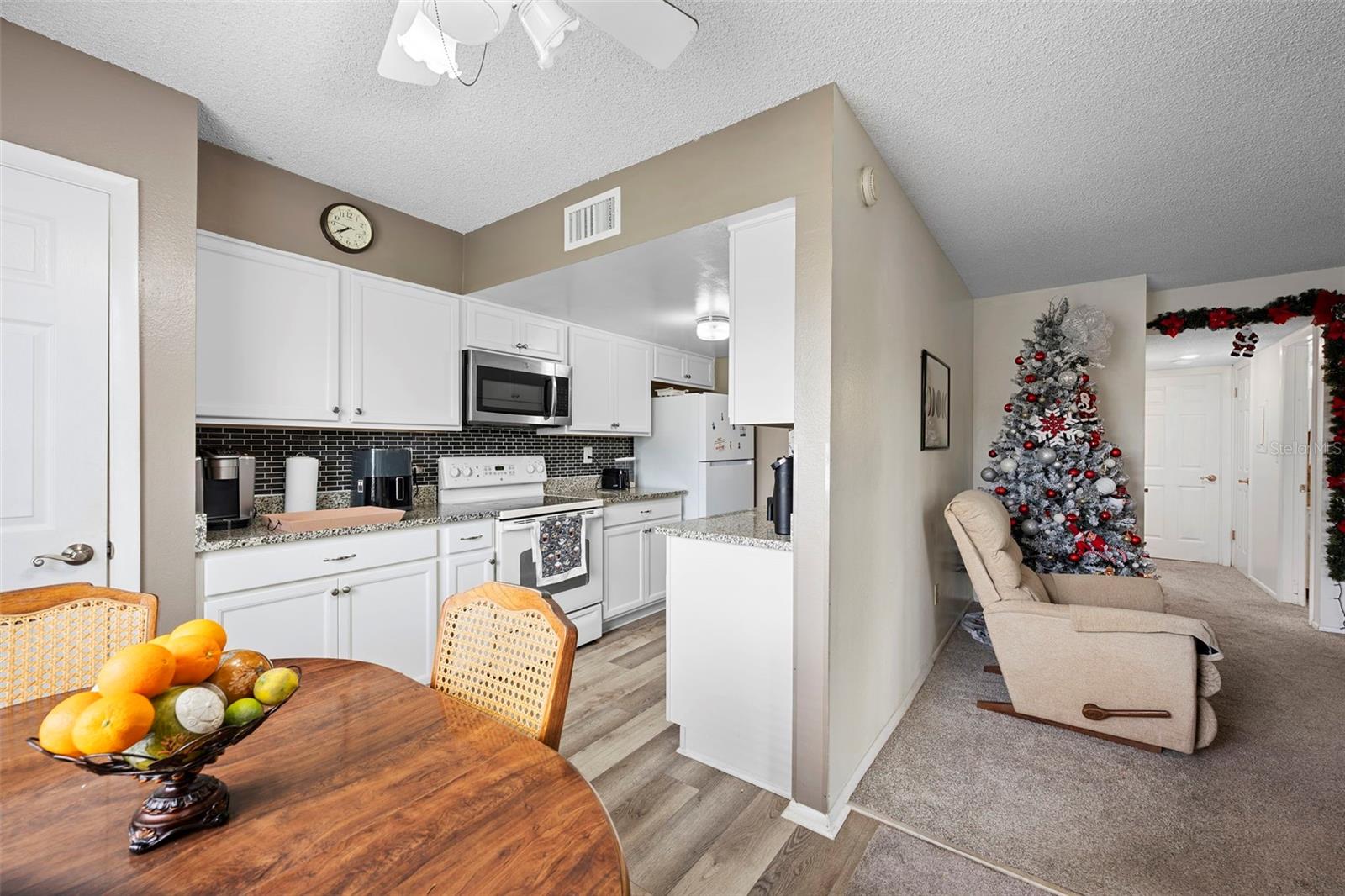 HERITAGE HOUSE CONDO - Residential