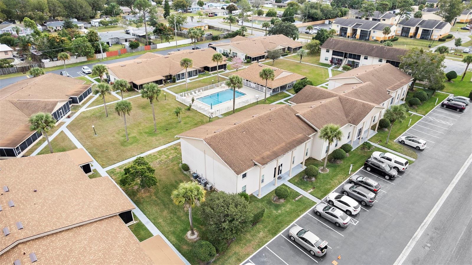 HERITAGE HOUSE CONDO - Residential