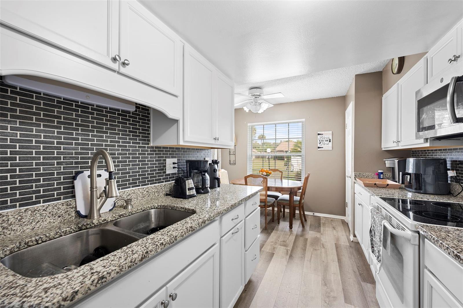 HERITAGE HOUSE CONDO - Residential