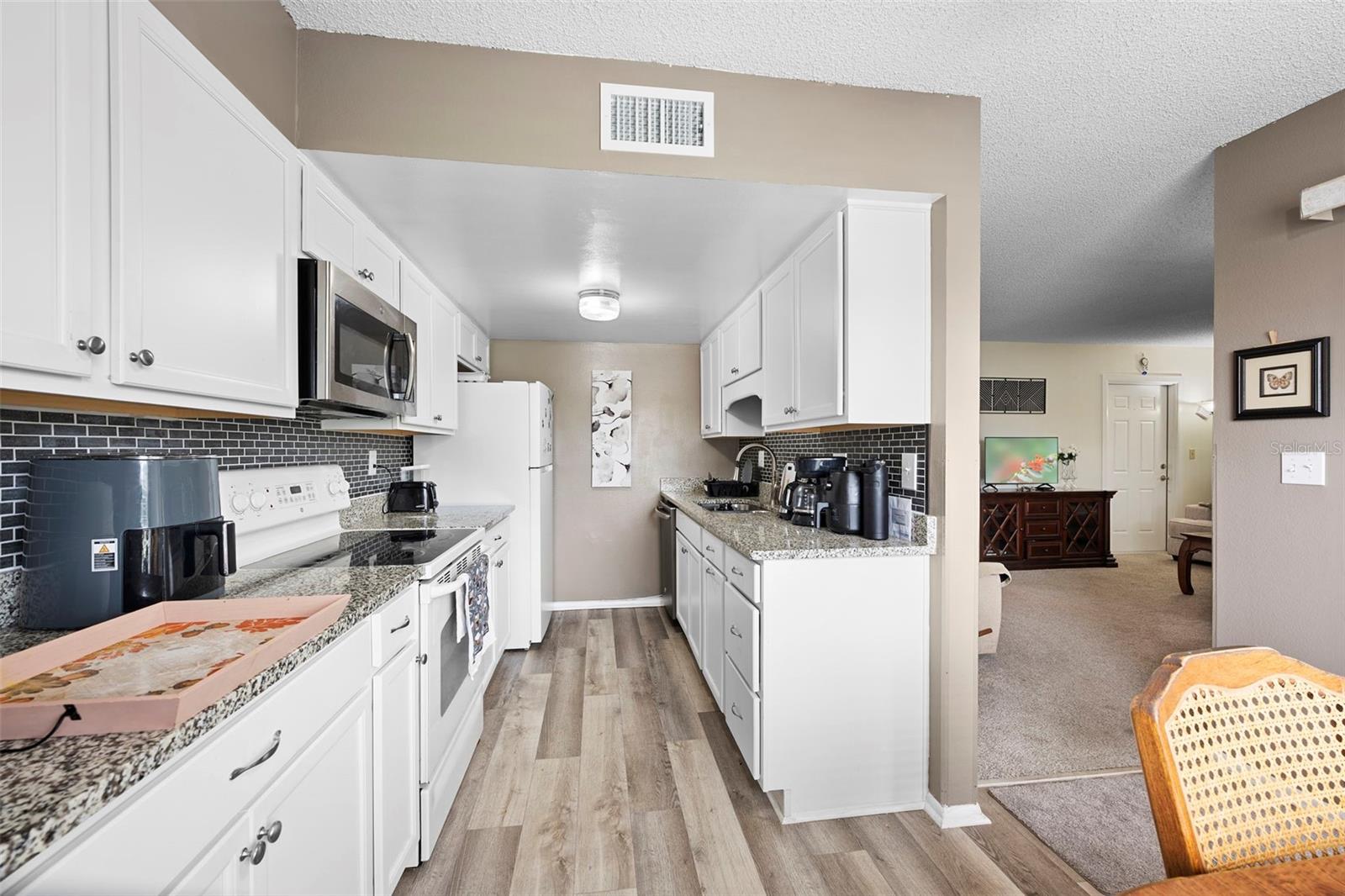 HERITAGE HOUSE CONDO - Residential