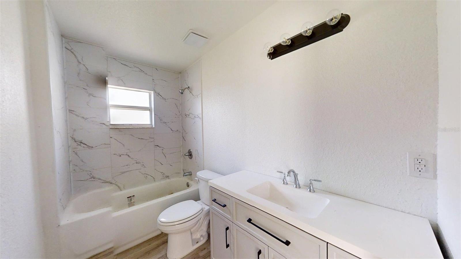 LEIGHTON ESTATE - Residential Income