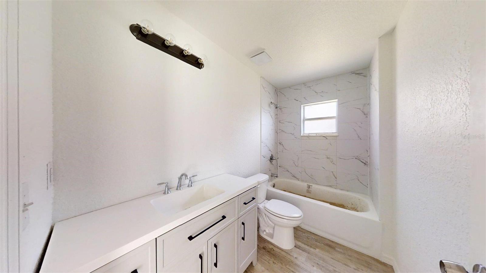 LEIGHTON ESTATE - Residential Income