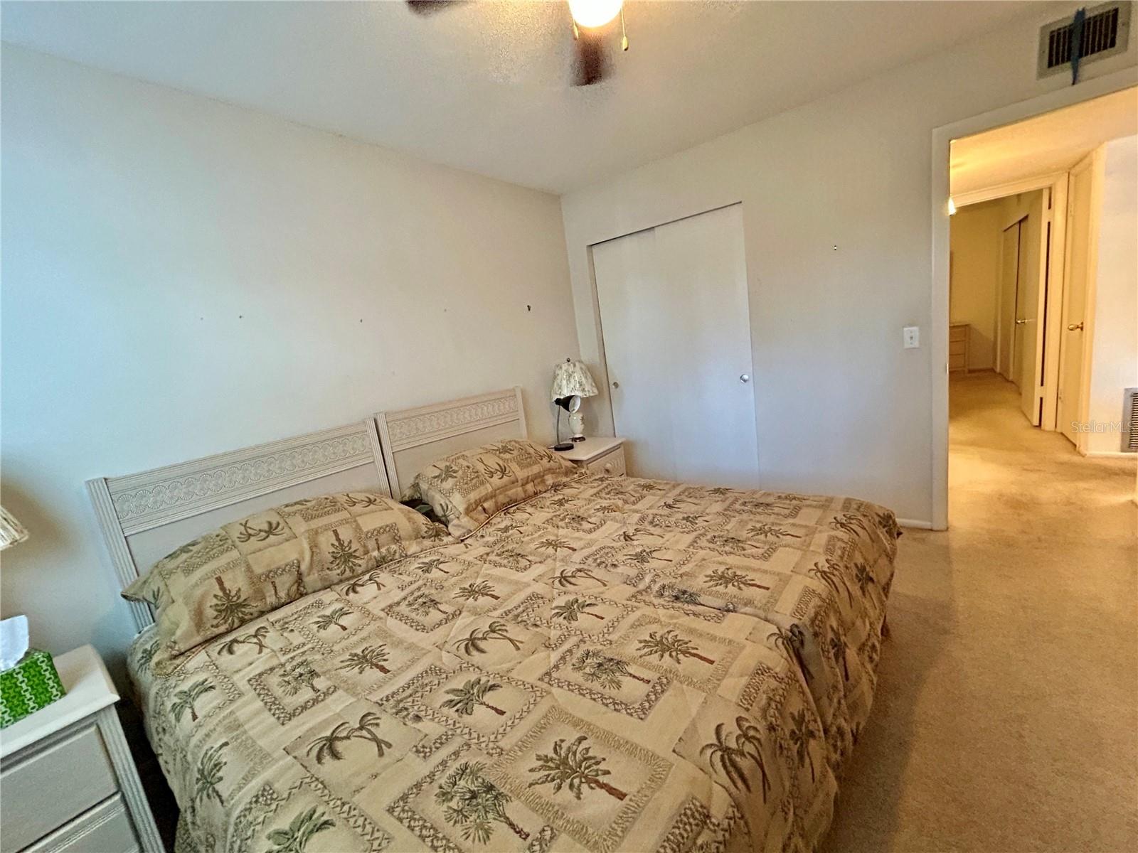 ON TOP OF THE WORLD - Residential