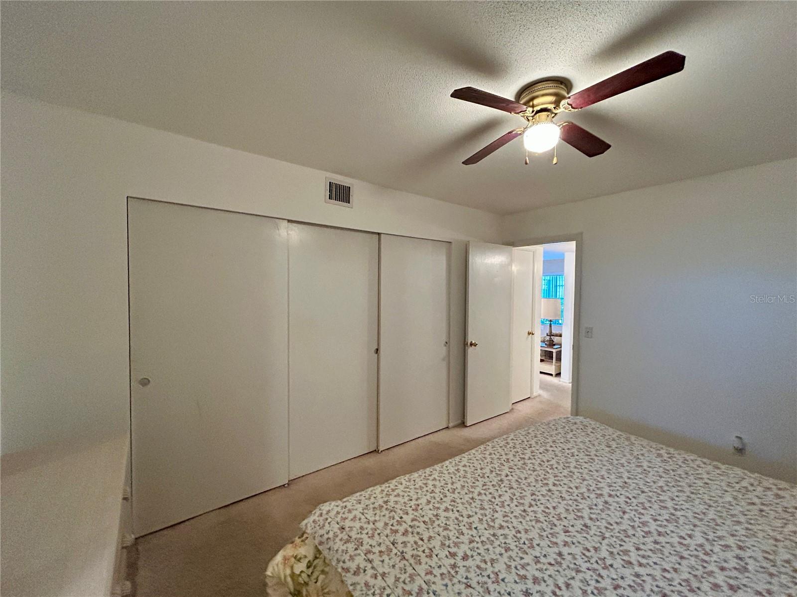 ON TOP OF THE WORLD - Residential