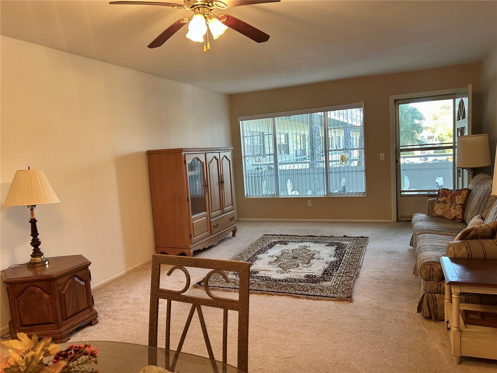 ON TOP OF THE WORLD - Residential